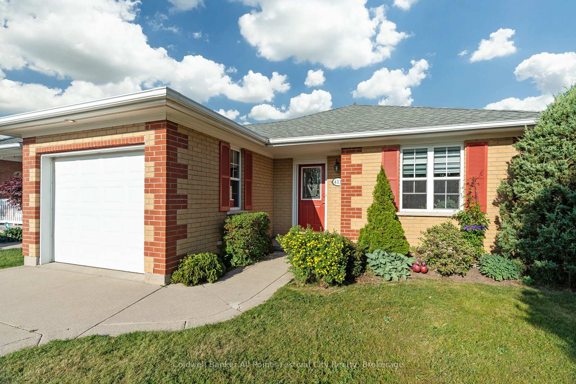Photo 7 of 411 Warren Street, Goderich, Goderich (Town) — HOMEH