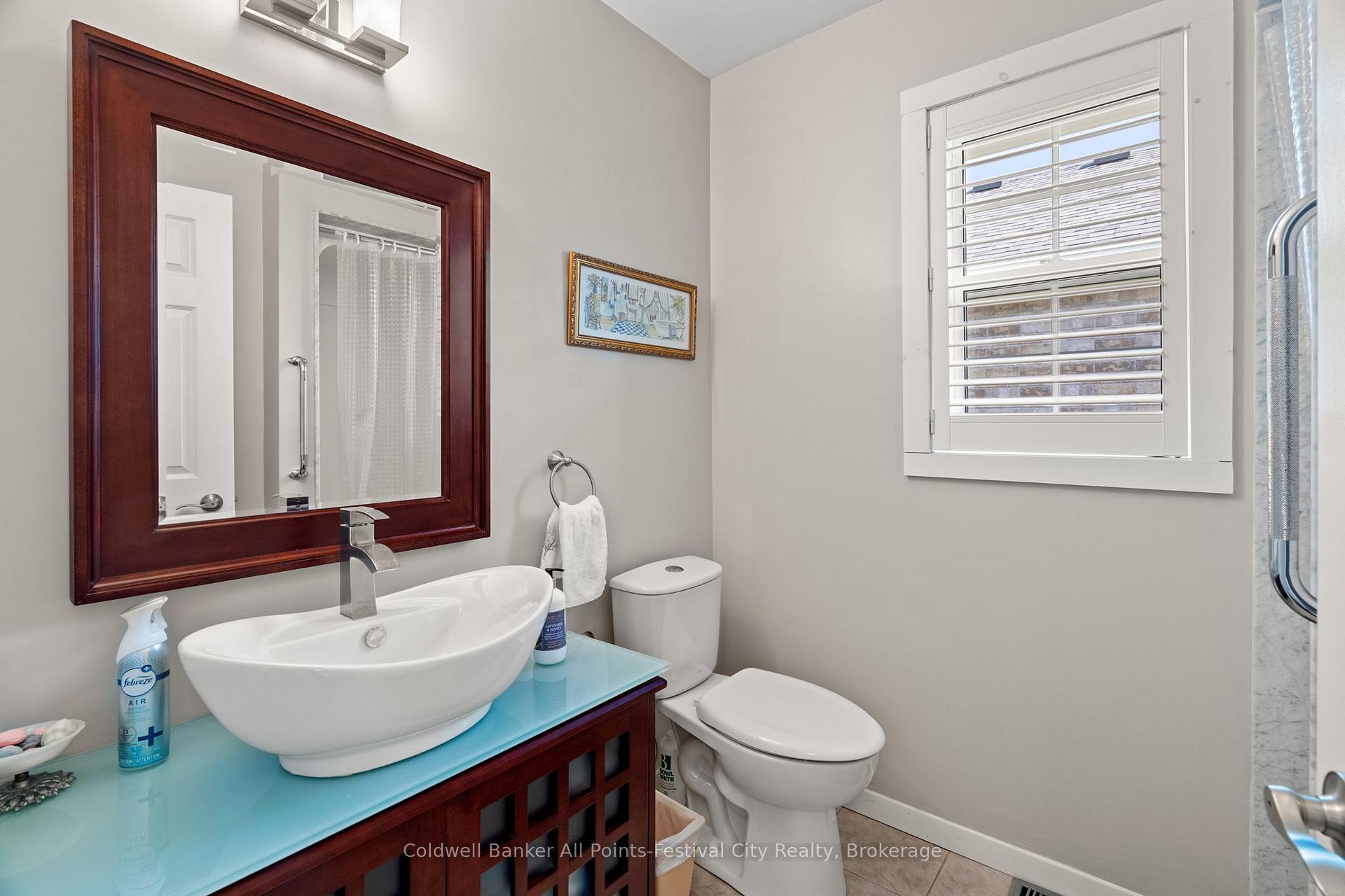 Photo 15 of 411 Warren Street, Goderich, Goderich (Town) — HOMEH