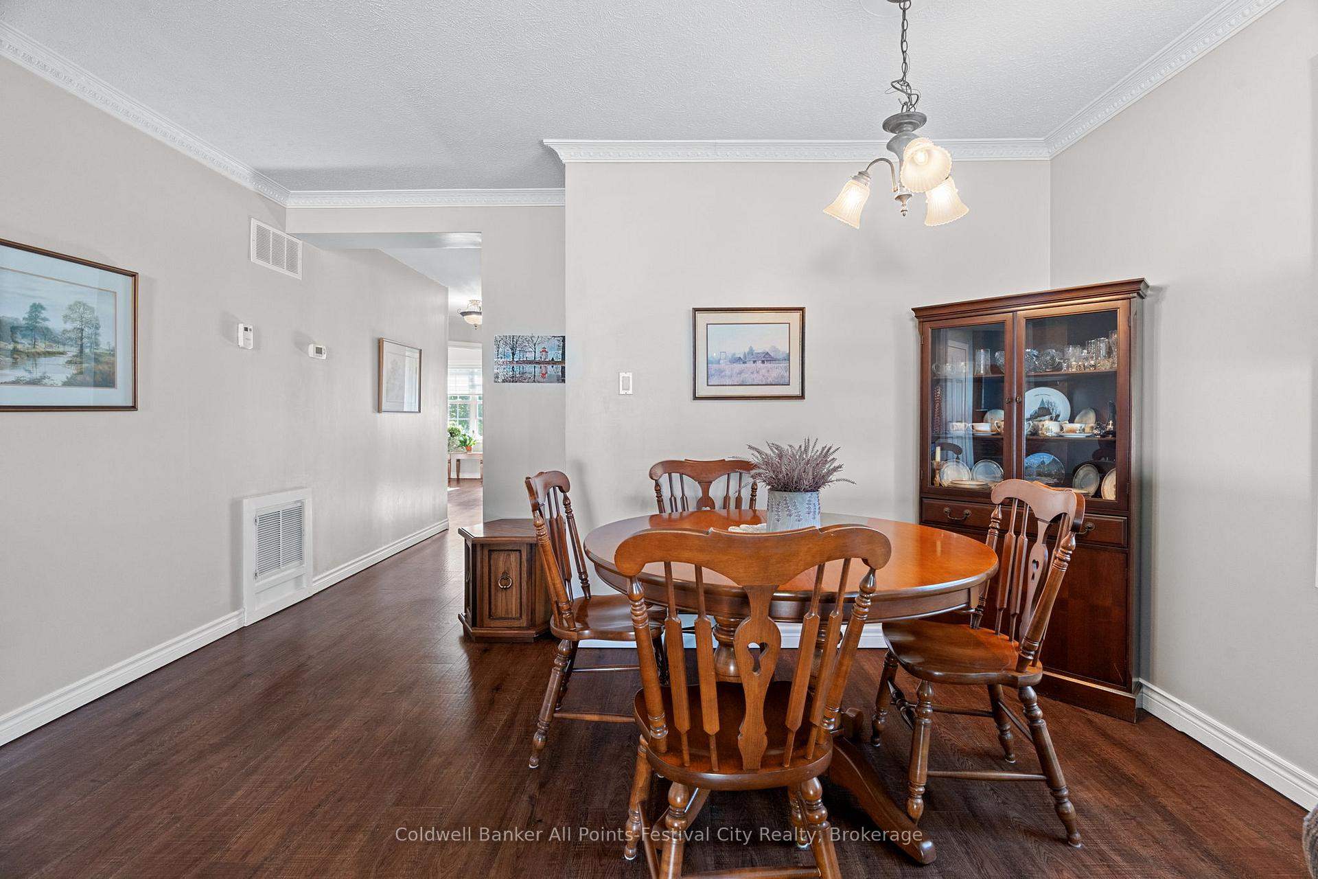 Photo 19 of 411 Warren Street, Goderich, Goderich (Town) — HOMEH