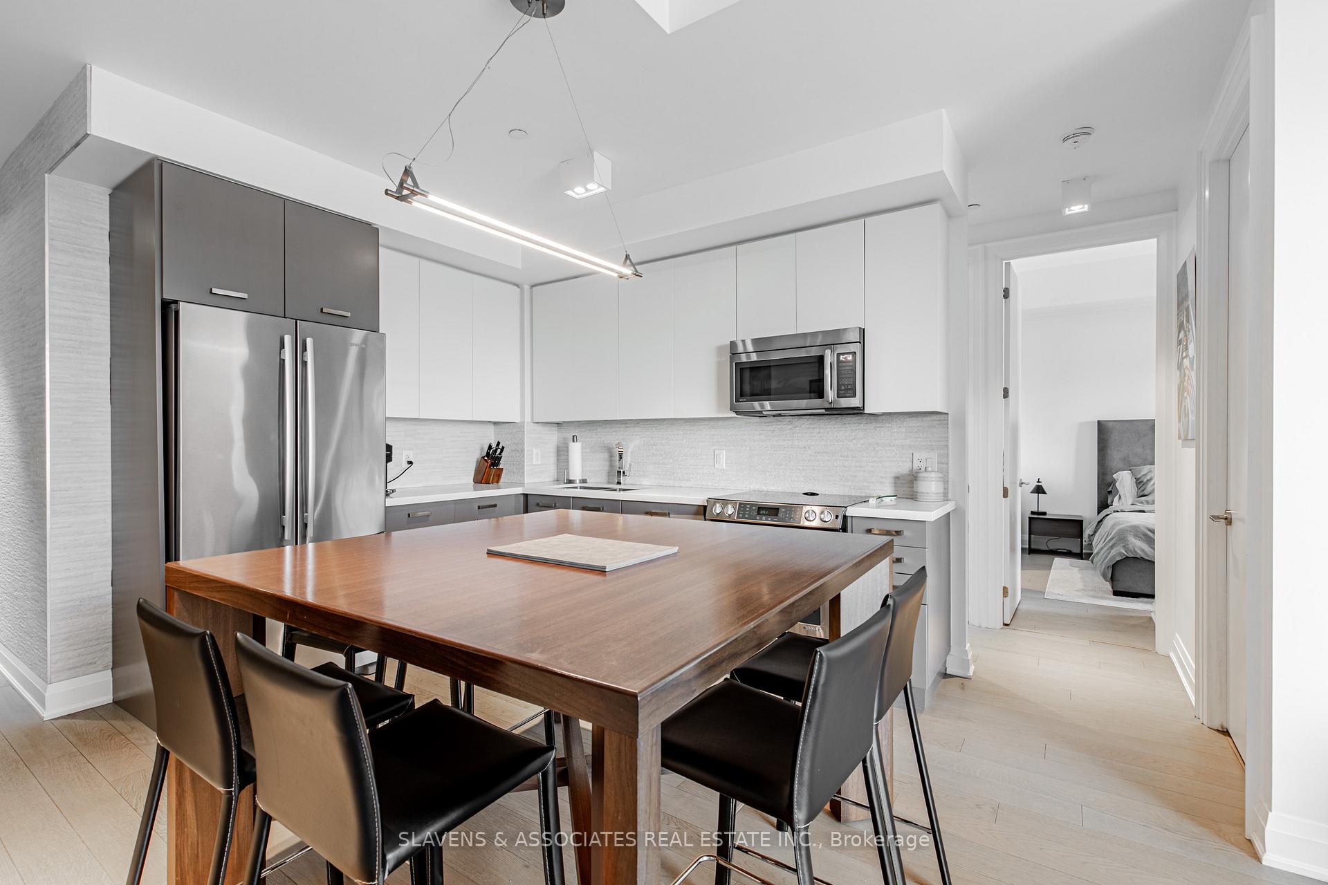 Photo 4 of Unit LPH01, 60 Berwick Avenue, Toronto, Yonge-Eglinton — HOMEH