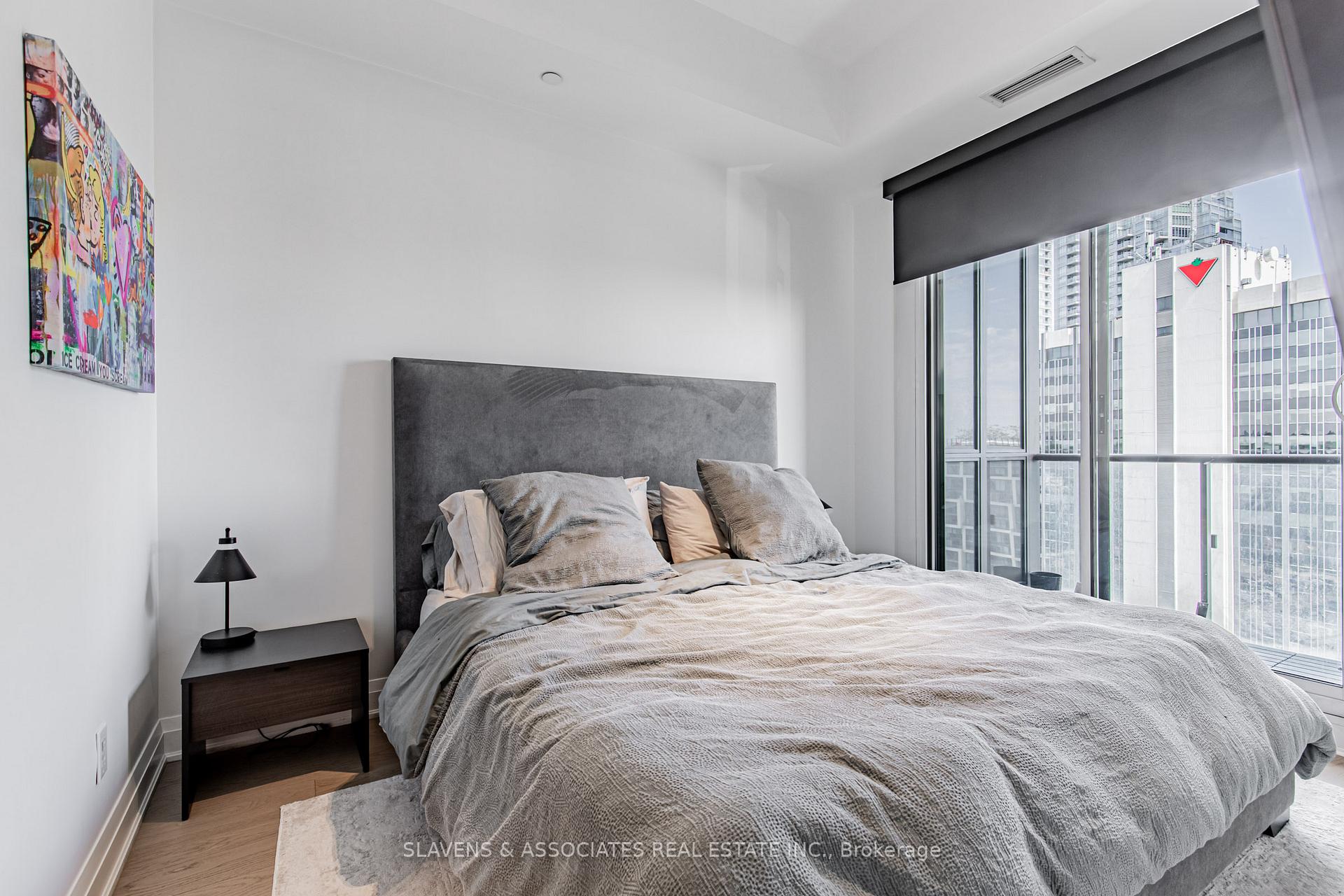 Photo 14 of Unit LPH01, 60 Berwick Avenue, Toronto, Yonge-Eglinton — HOMEH