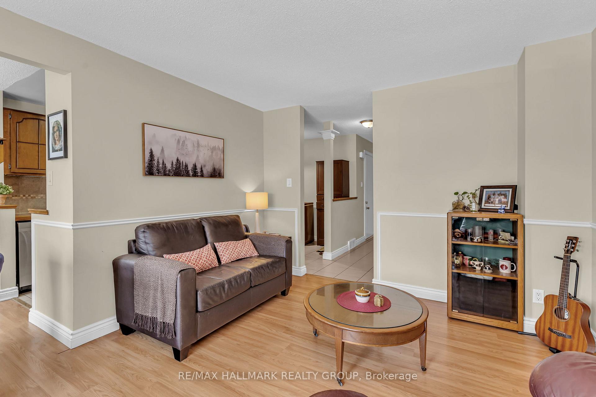 Photo 10 of Unit 54, 2082 Orient Park Drive, Ottawa, Blackburn Hamlet (South) — HOMEH