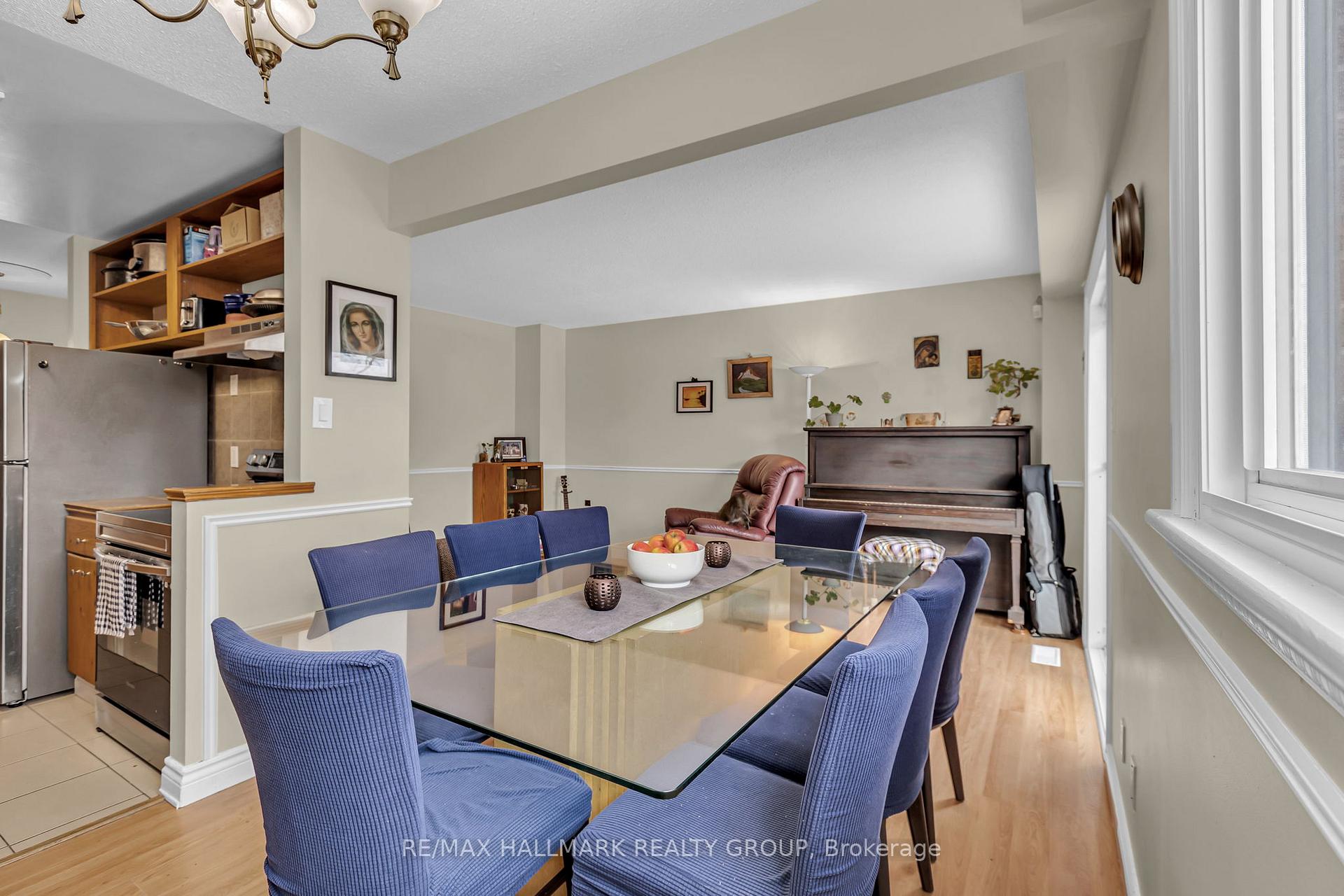 Photo 17 of Unit 54, 2082 Orient Park Drive, Ottawa, Blackburn Hamlet (South) — HOMEH