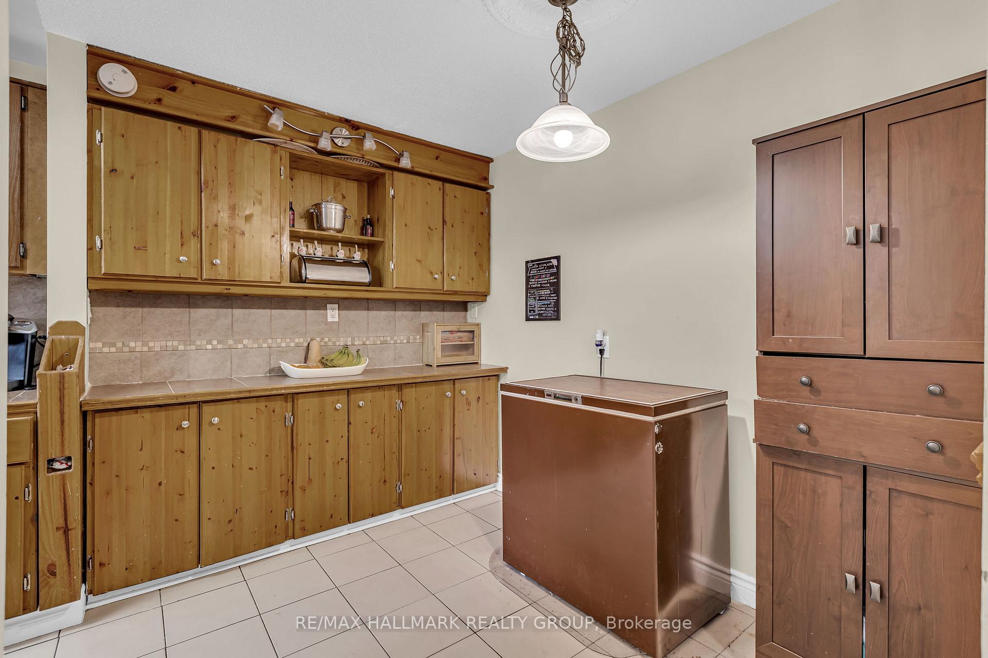Photo 22 of Unit 54, 2082 Orient Park Drive, Ottawa, Blackburn Hamlet (South) — HOMEH