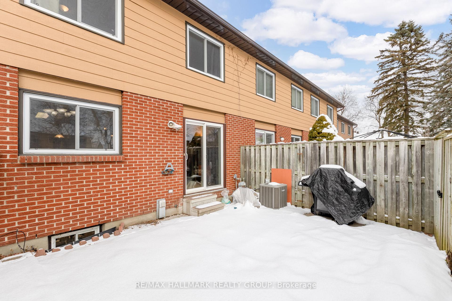 Photo 39 of Unit 54, 2082 Orient Park Drive, Ottawa, Blackburn Hamlet (South) — HOMEH