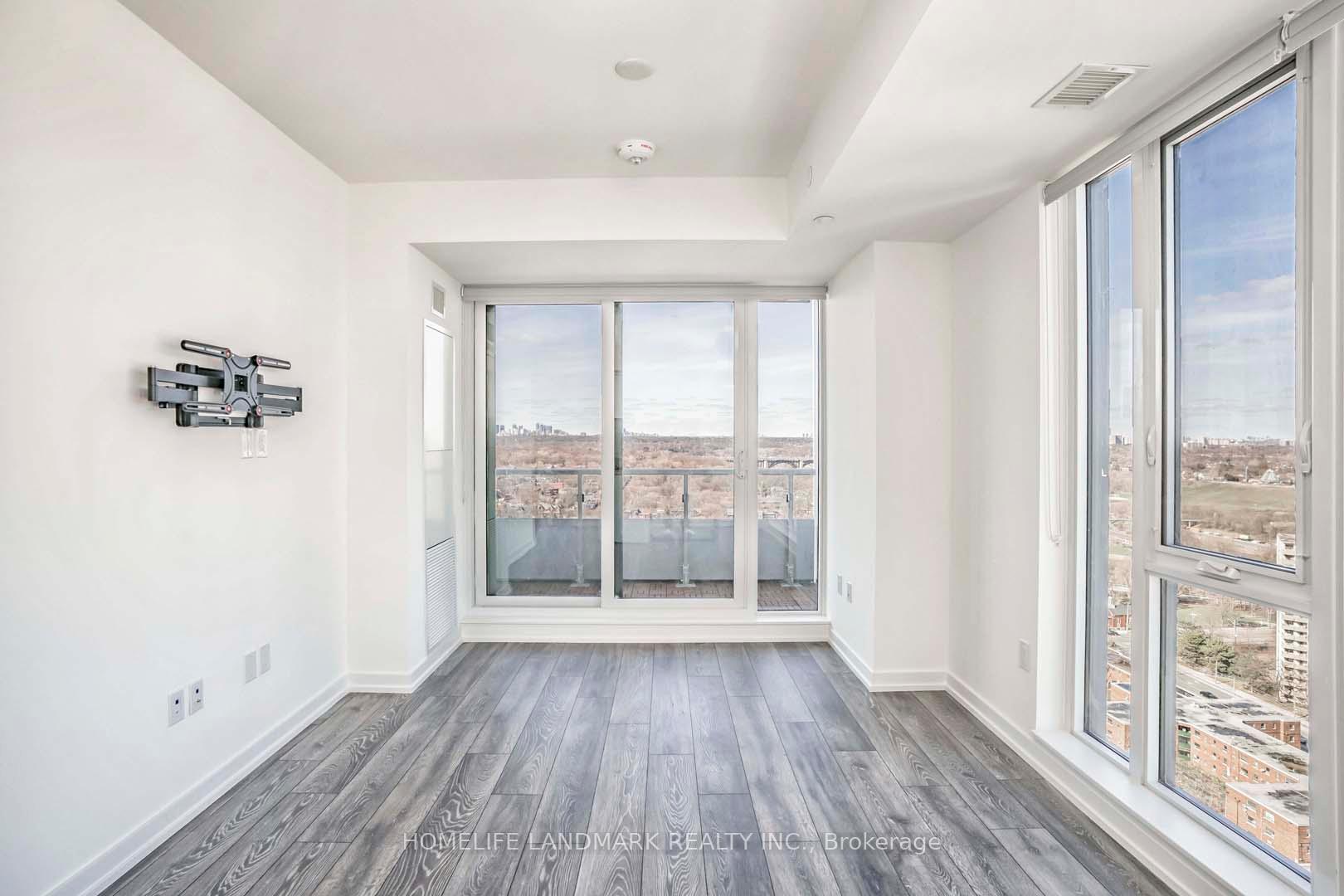 Photo 3 of Unit 2411, 225 Sumach Street, Toronto, Regent Park — HOMEH