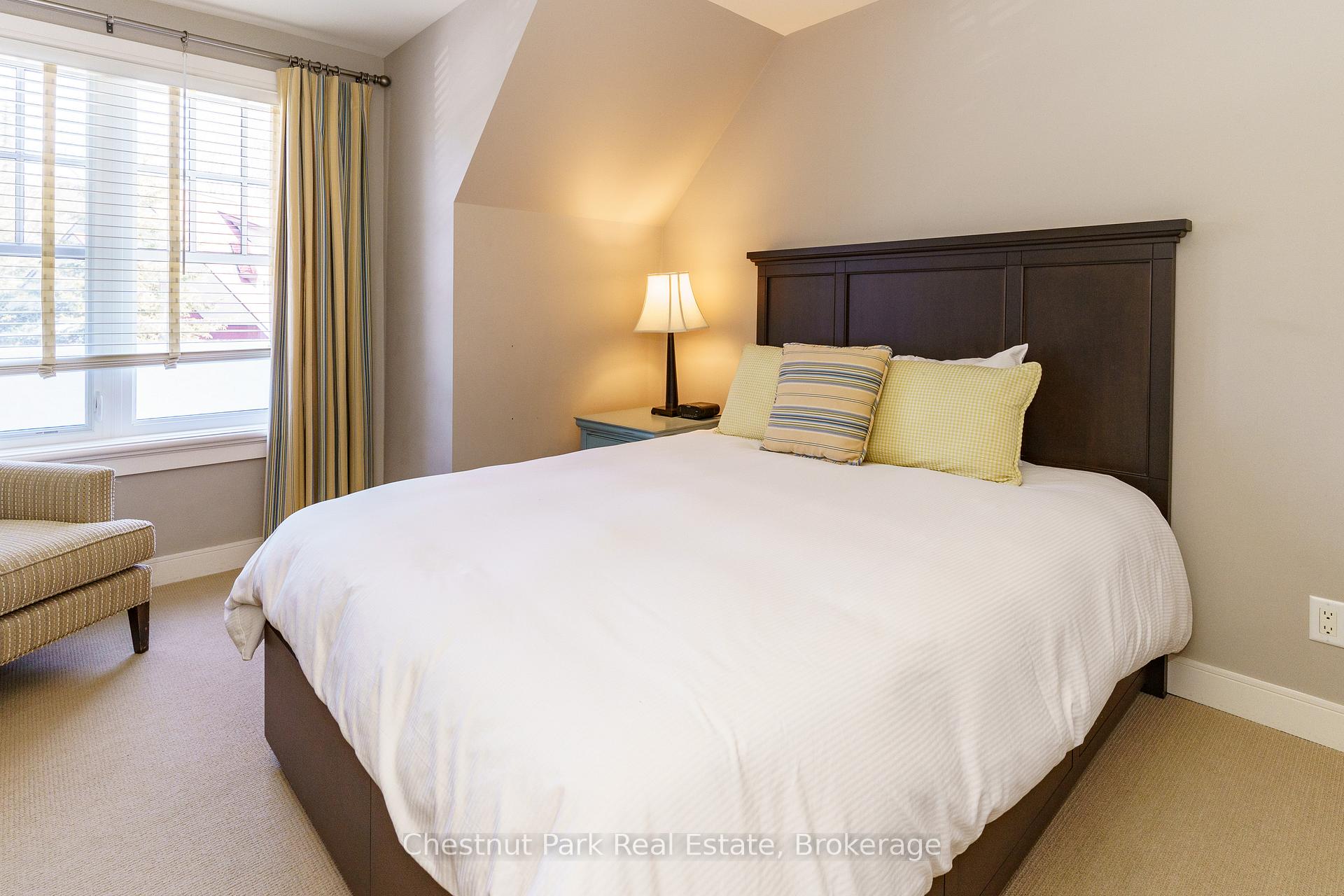 Photo 20 of 101 Glen Abbey Way, Seguin — HOMEH