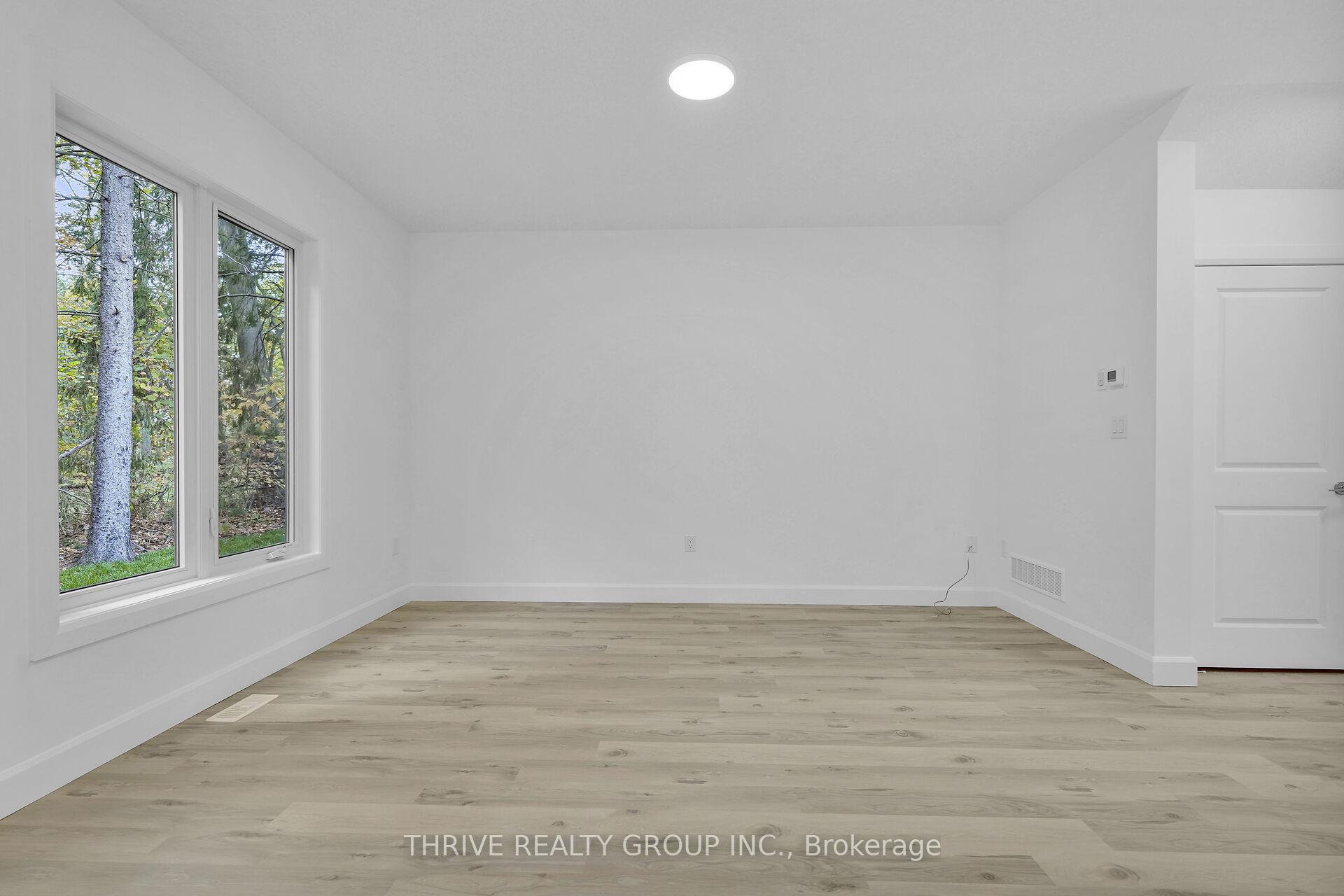 Photo 9 of Unit 4, 279 Hill Street, Central Elgin, Rural Central Elgin — HOMEH