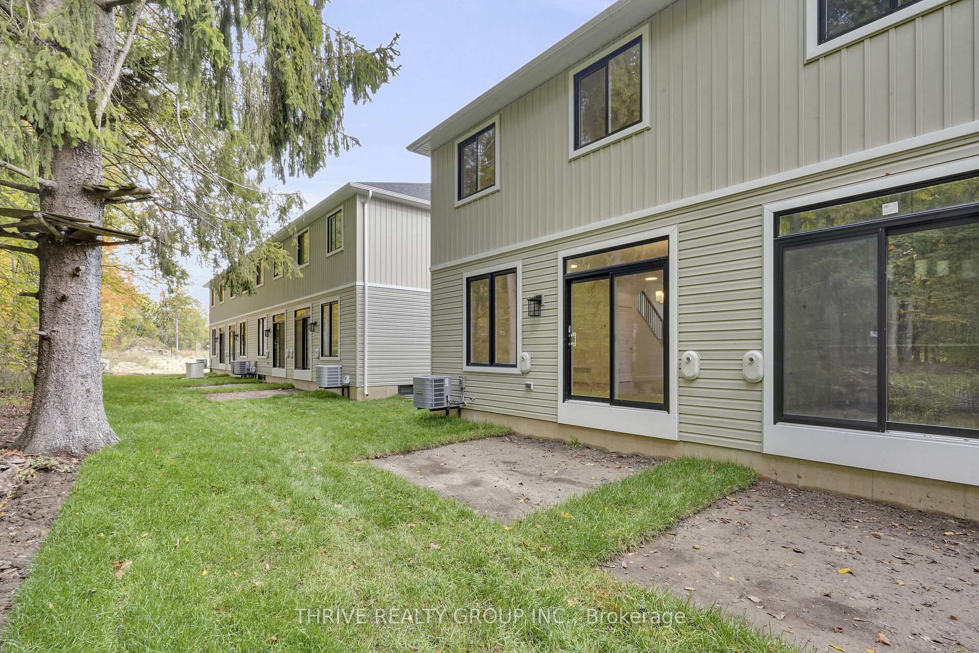 Photo 41 of Unit 4, 279 Hill Street, Central Elgin, Rural Central Elgin — HOMEH