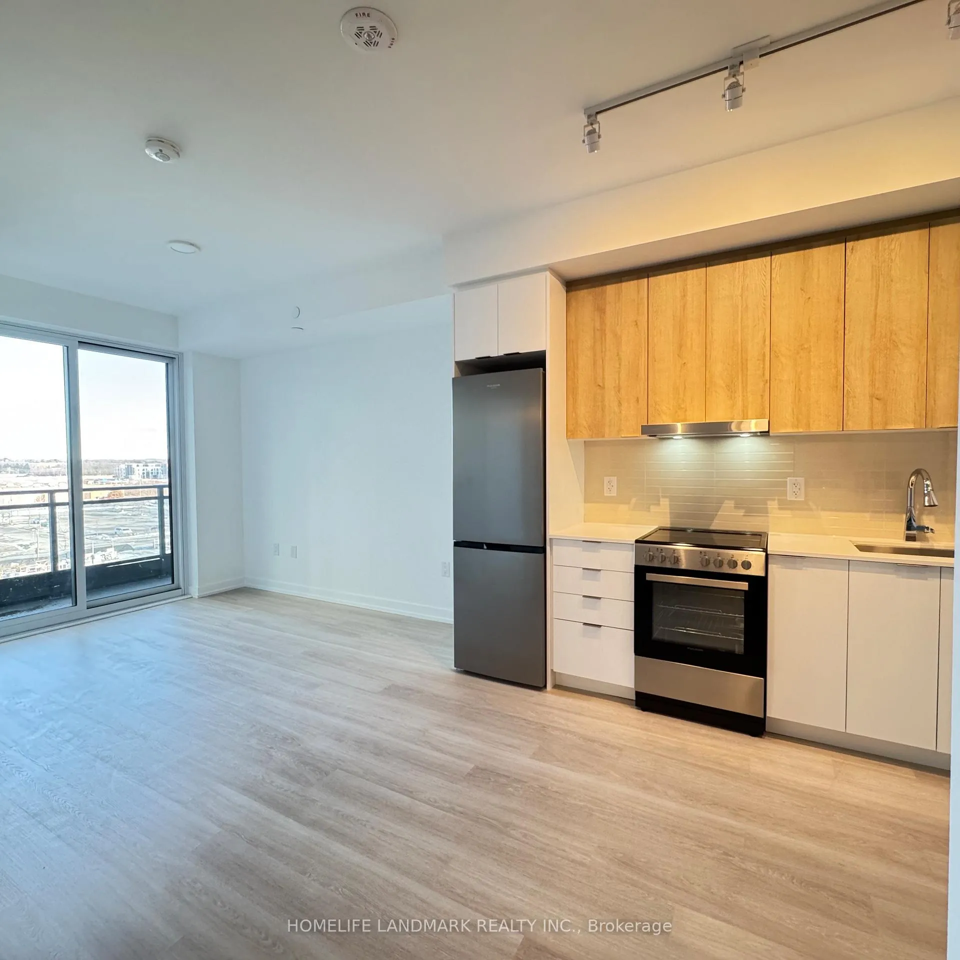 Photo 2 of Unit 607A, 9763 Markham Road, Markham, Greensborough — HOMEH