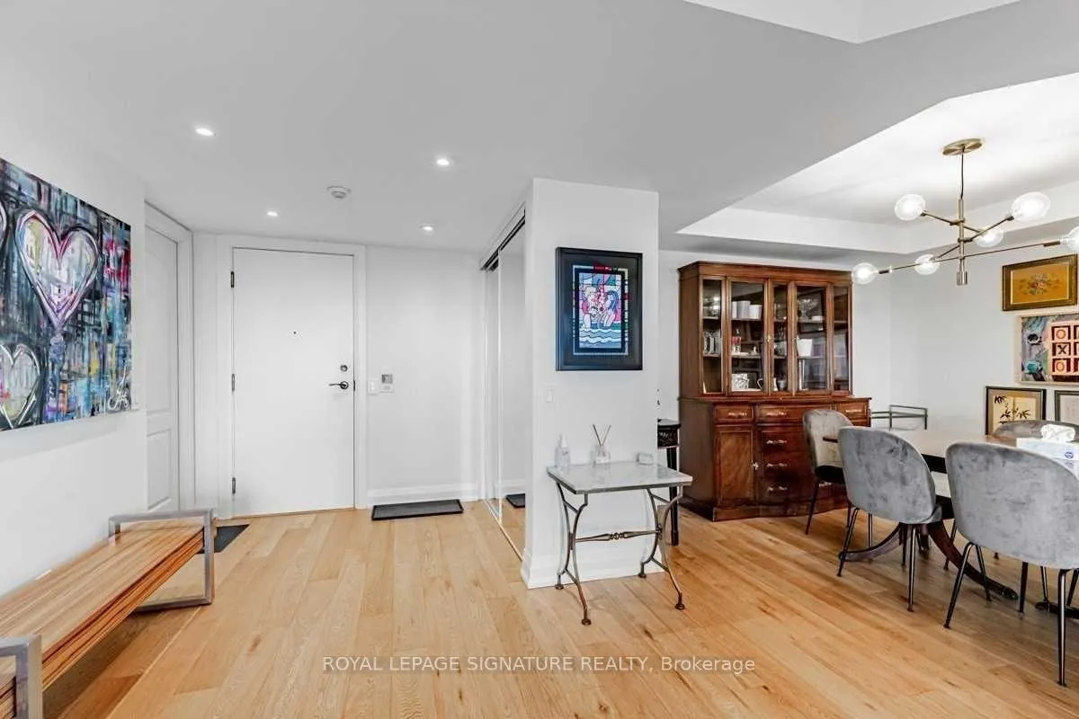 Photo 5 of Unit 1506, 265 Ridley Boulevard, Toronto, Bedford Park-Nortown — HOMEH