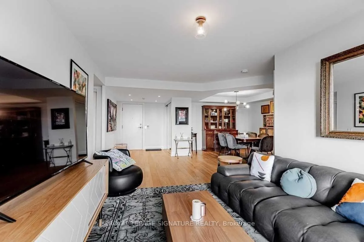 Photo 14 of Unit 1506, 265 Ridley Boulevard, Toronto, Bedford Park-Nortown — HOMEH