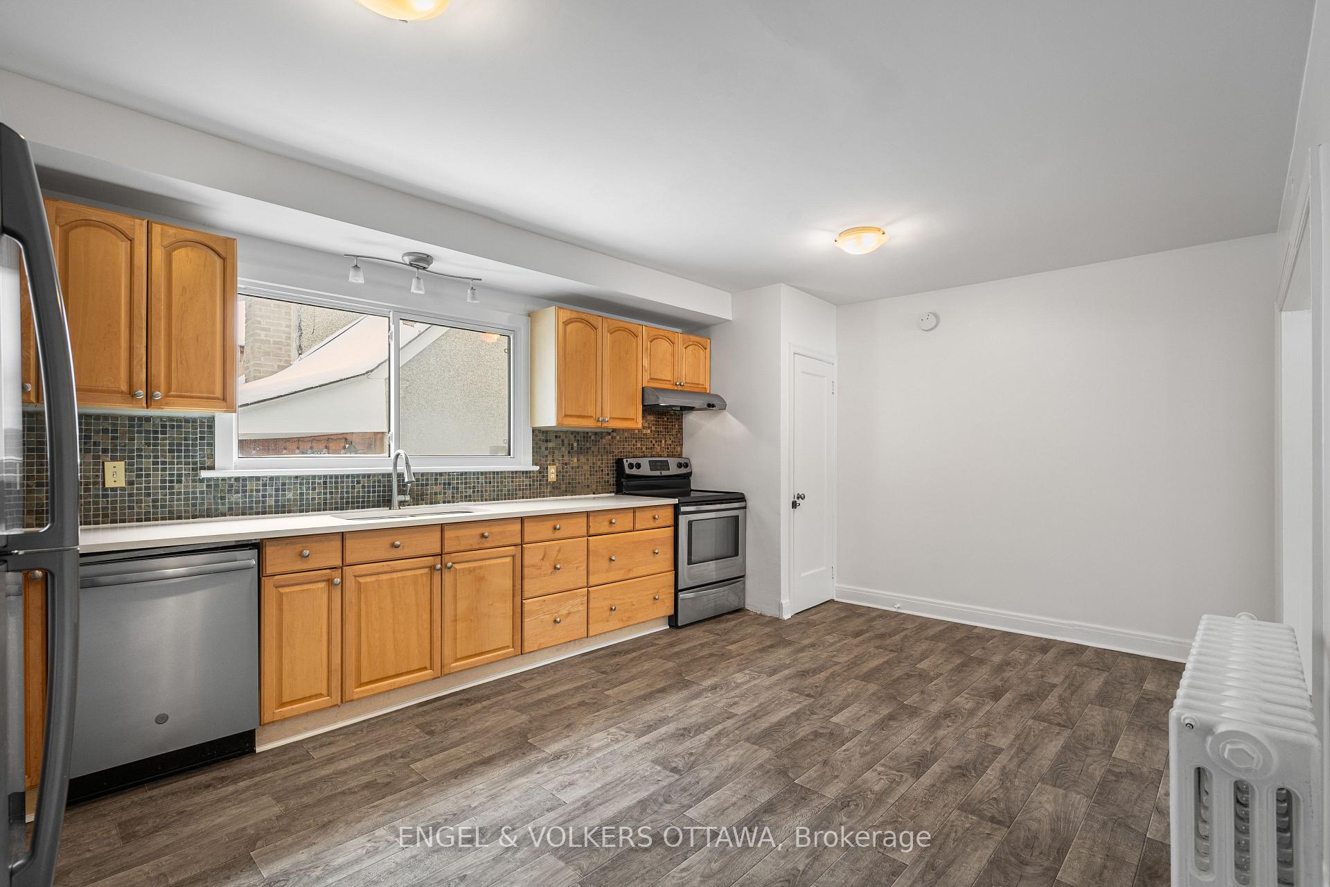 Photo 8 of Unit A, 299 Loretta Avenue, Ottawa, West Centre Town — HOMEH