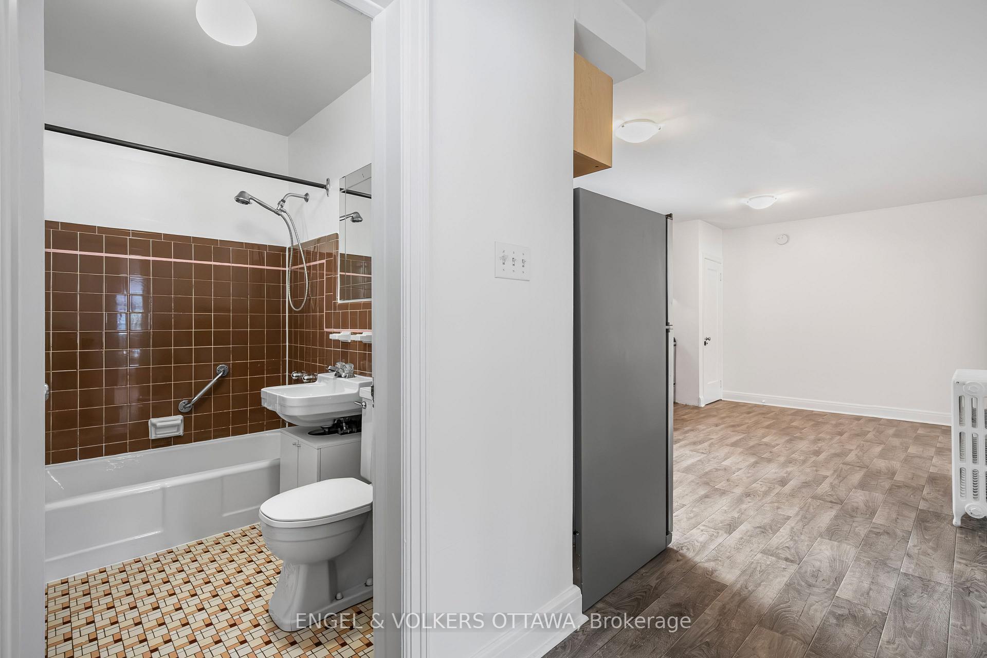 Photo 16 of Unit A, 299 Loretta Avenue, Ottawa, West Centre Town — HOMEH
