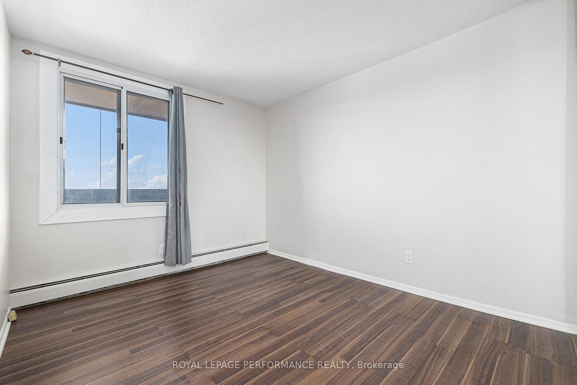 Photo 16 of Unit 2208, 1171 Ambleside Drive, Ottawa, Woodroffe — HOMEH