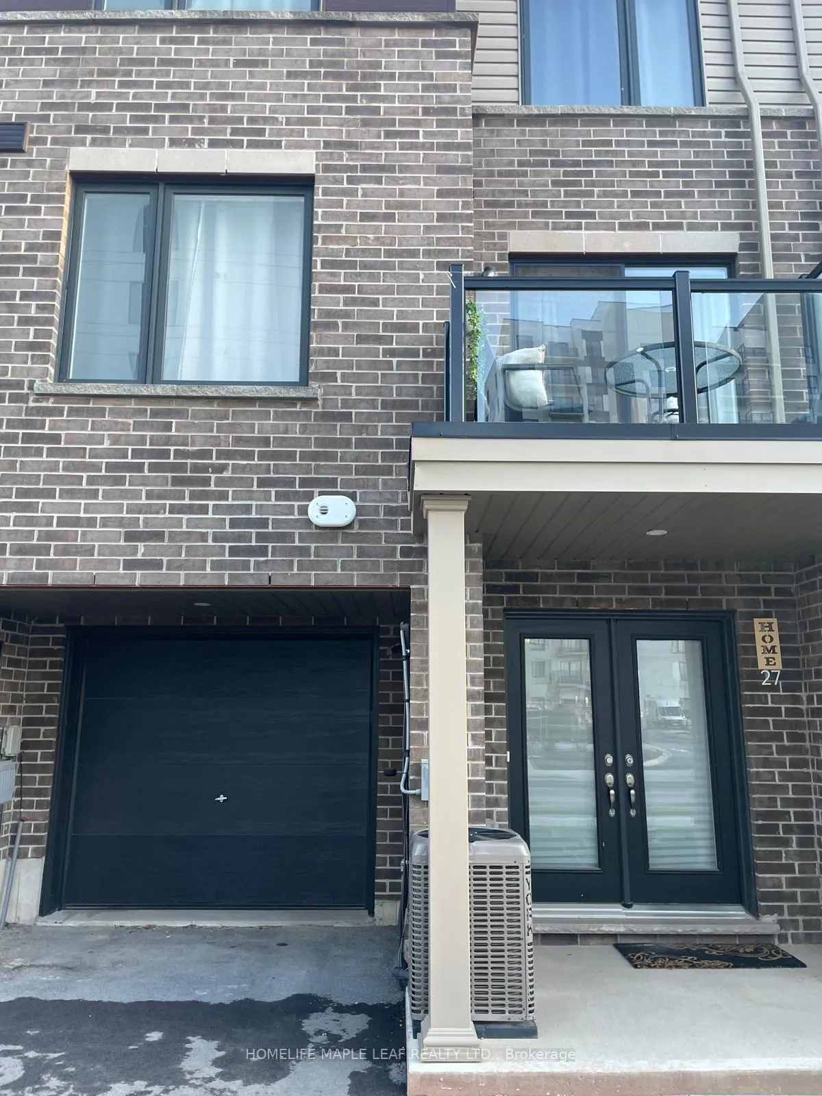 Front of 27 Roxanne Drive