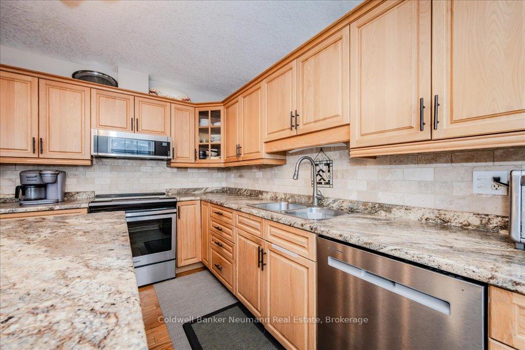 Photo 38 of Unit 7, 83 Neeve Street, Guelph, St. Patrick's Ward — HOMEH