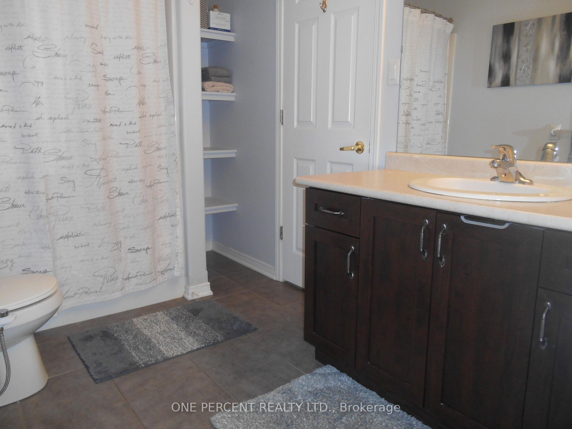 Photo 7 of Unit 3, 318 Little Avenue, Barrie, Painswick North — HOMEH