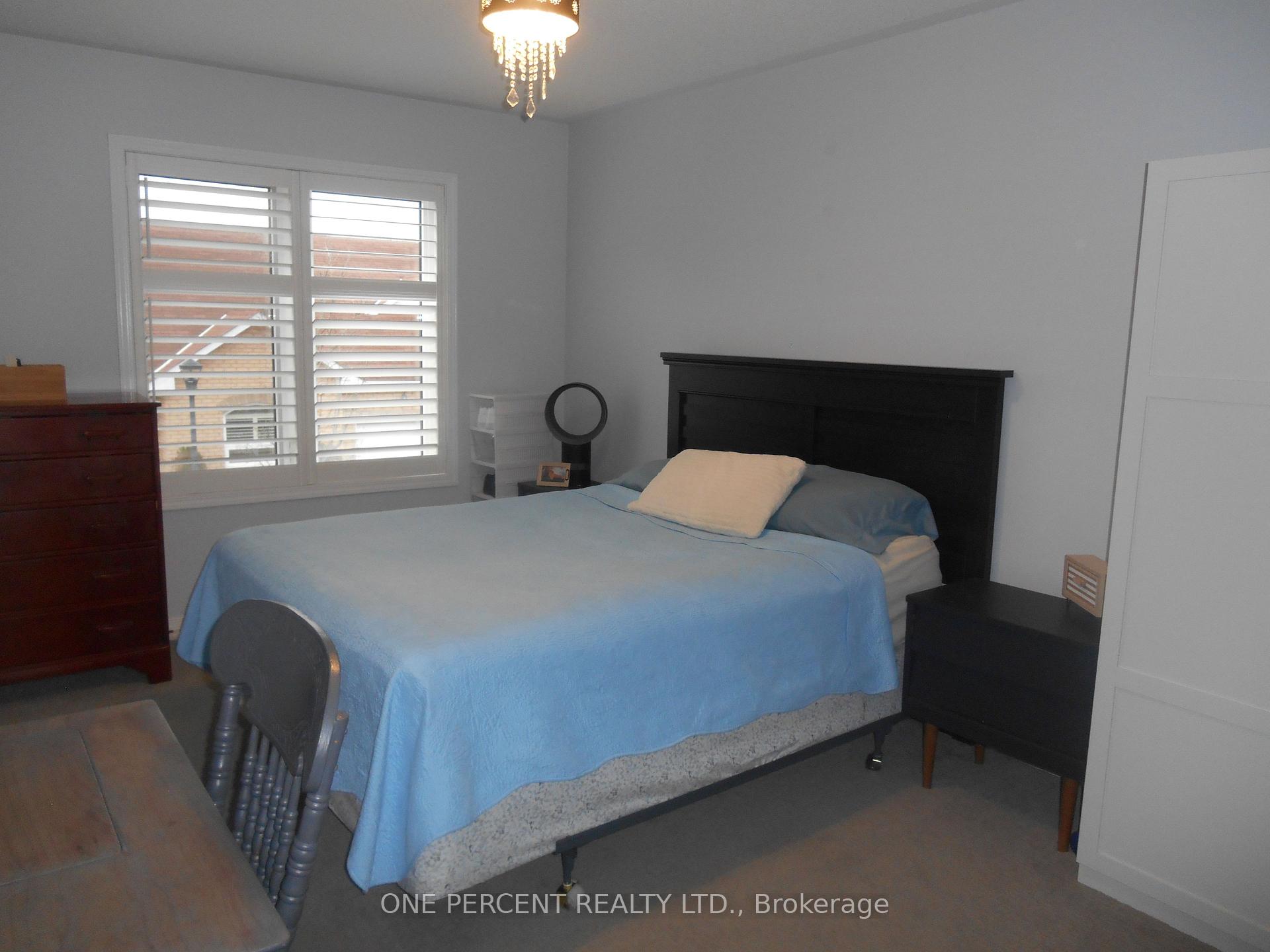 Photo 8 of Unit 3, 318 Little Avenue, Barrie, Painswick North — HOMEH