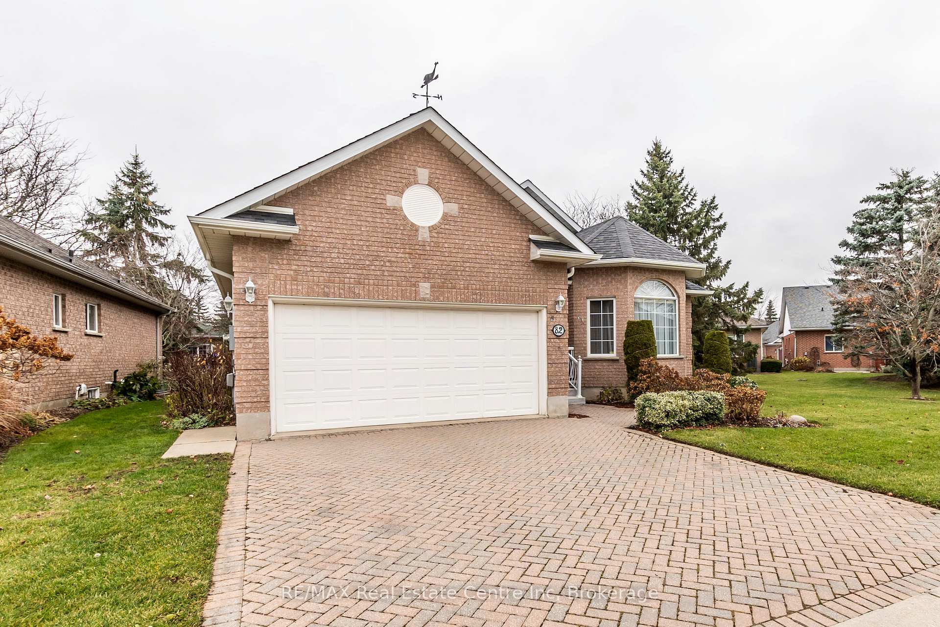 Photo 2 of 82 White Pine Way, Guelph, Village By The Arboretum — HOMEH