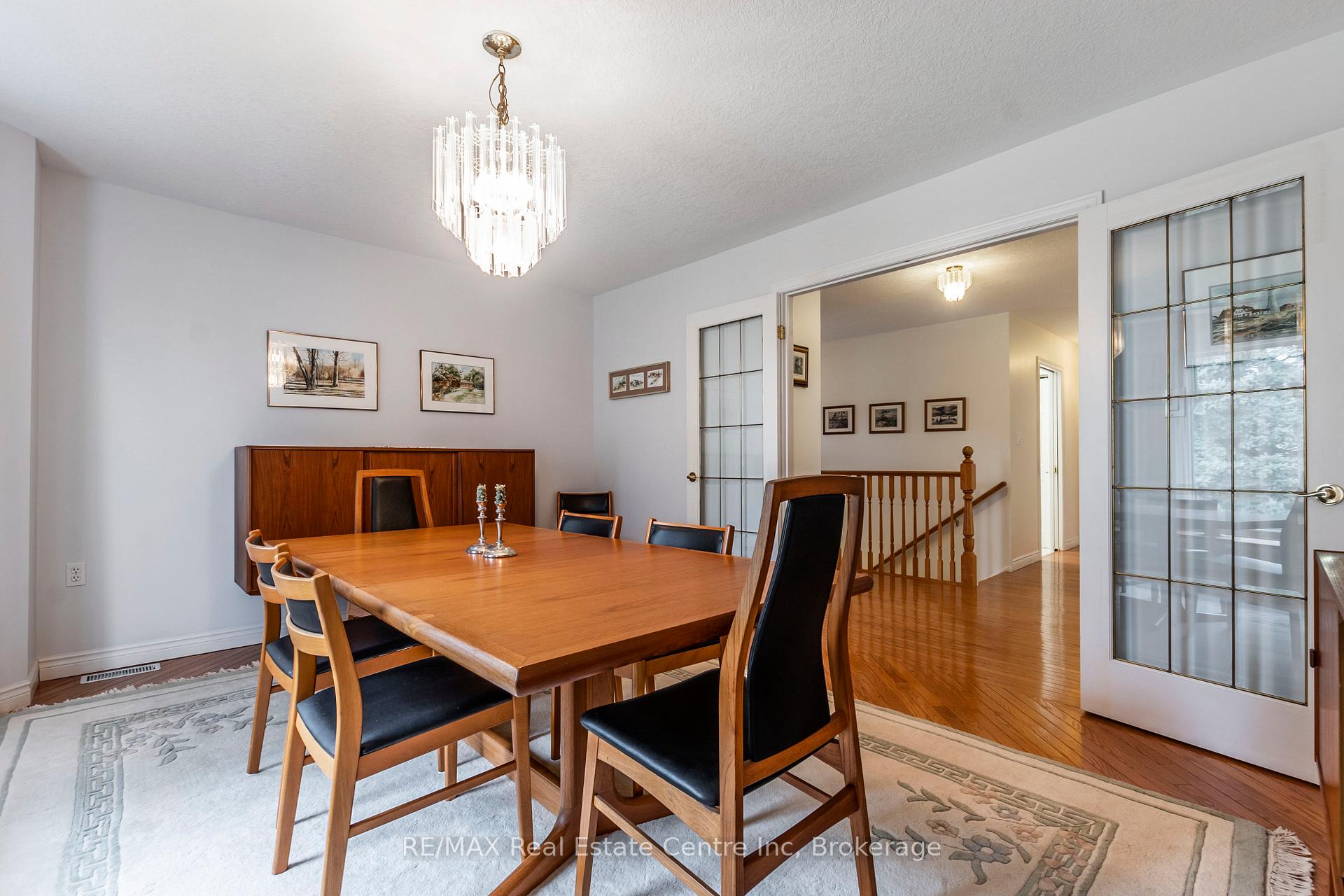 Photo 11 of 82 White Pine Way, Guelph, Village By The Arboretum — HOMEH