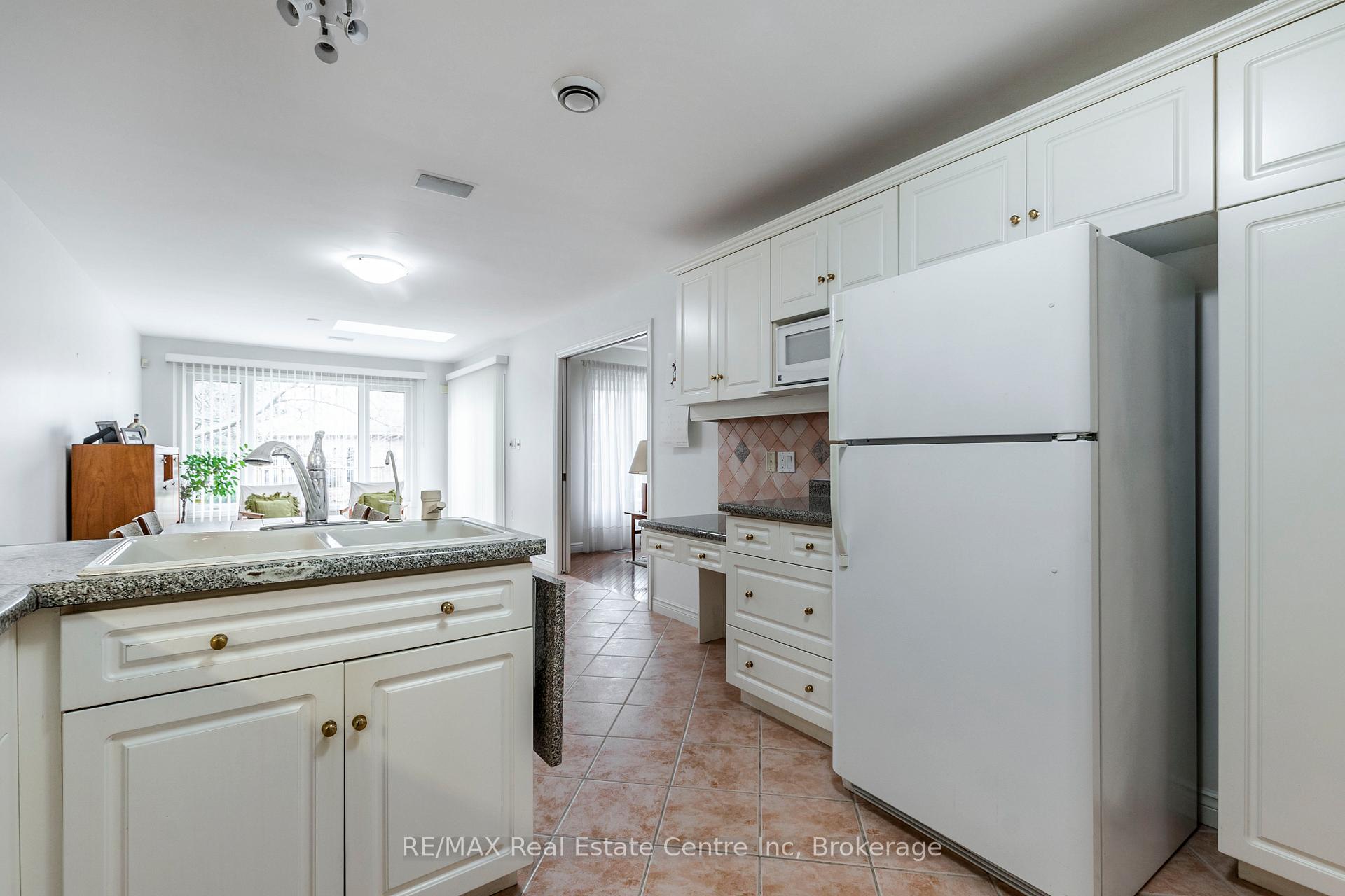 Photo 21 of 82 White Pine Way, Guelph, Village By The Arboretum — HOMEH