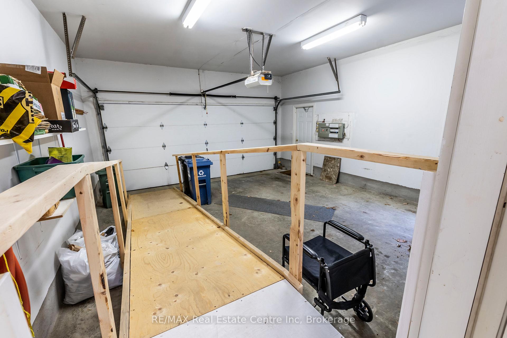 Photo 31 of 82 White Pine Way, Guelph, Village By The Arboretum — HOMEH