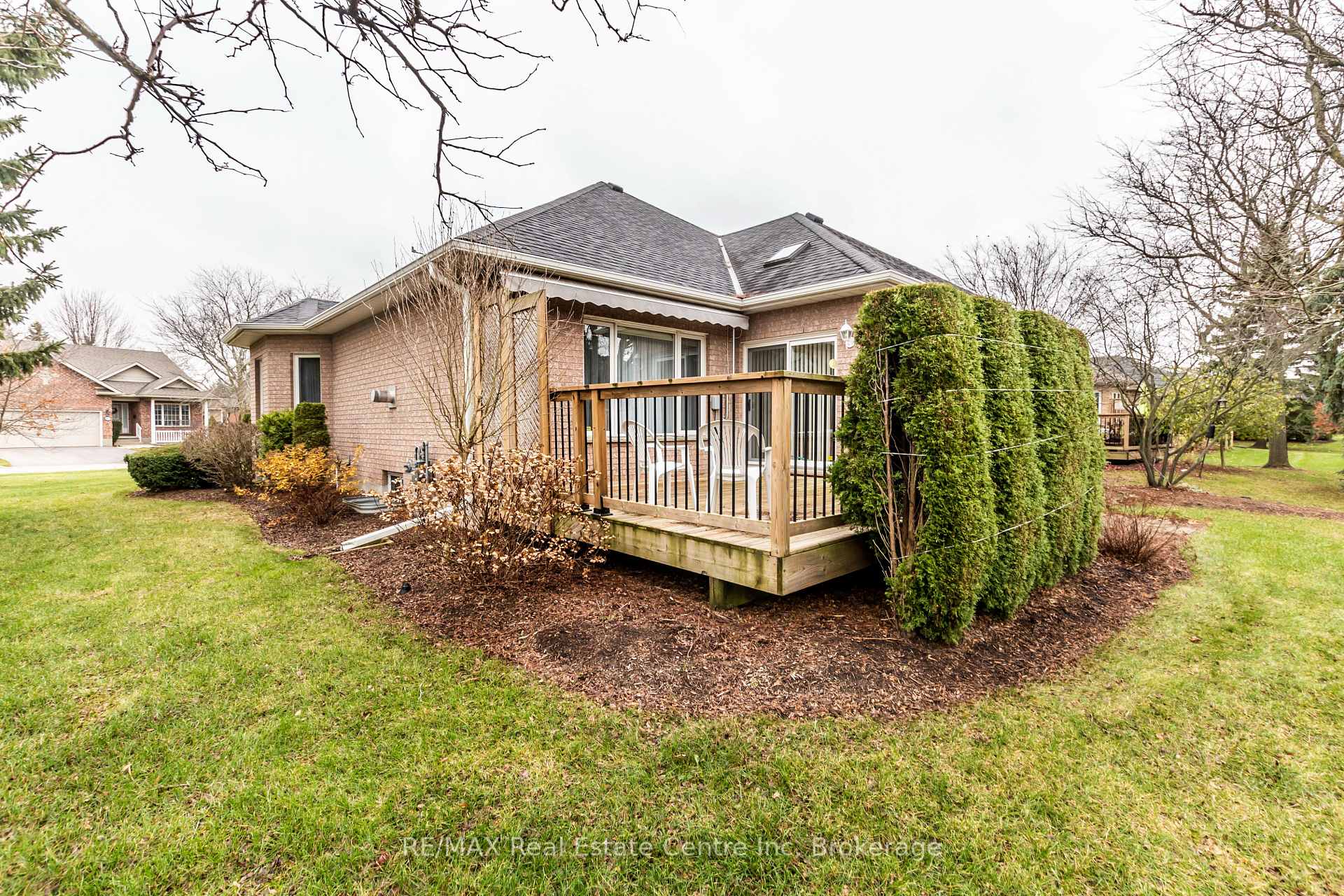 Photo 43 of 82 White Pine Way, Guelph, Village By The Arboretum — HOMEH