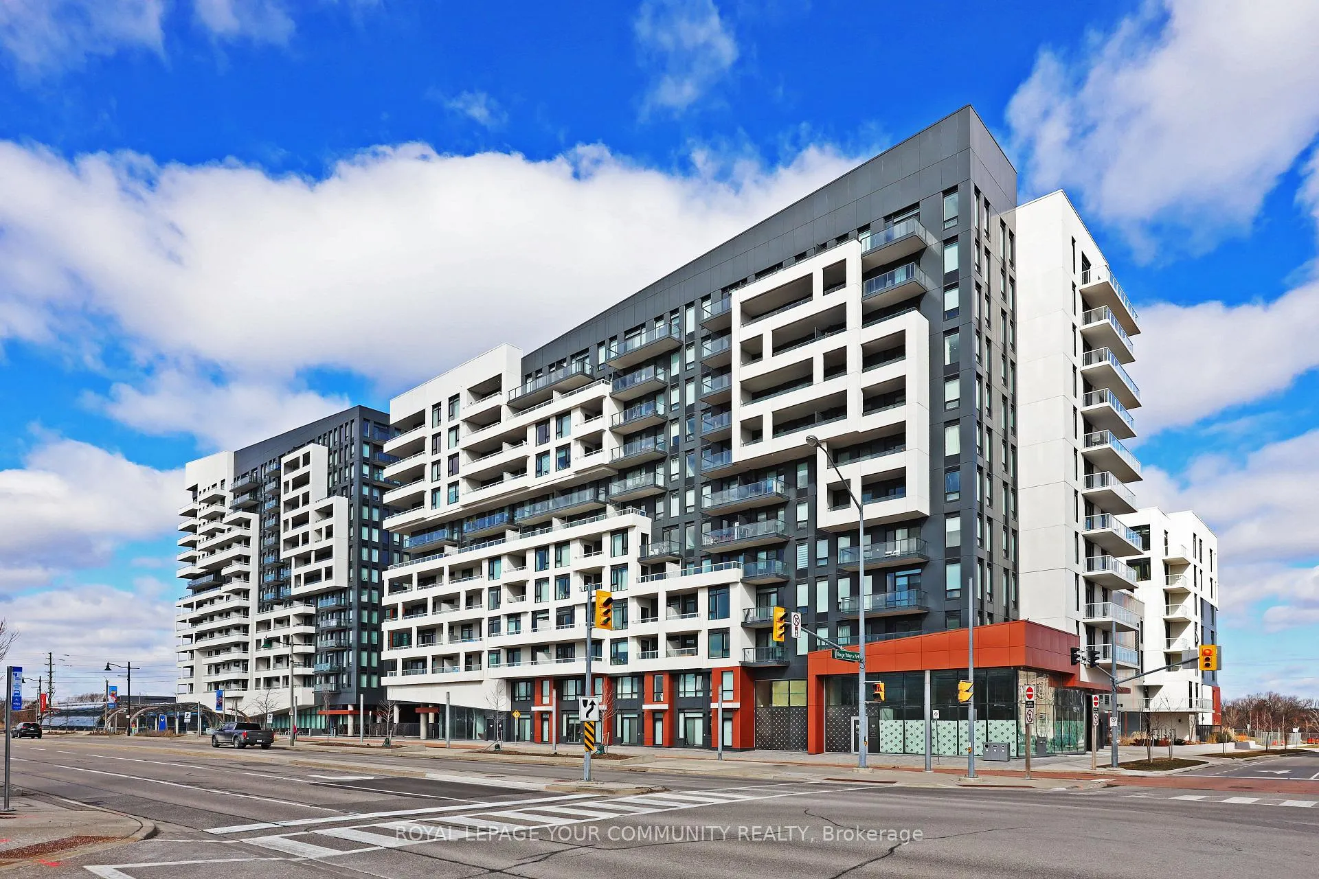 Photo 2 of Unit 305C, 18 Rouge Valley Drive W, Markham, Unionville — HOMEH