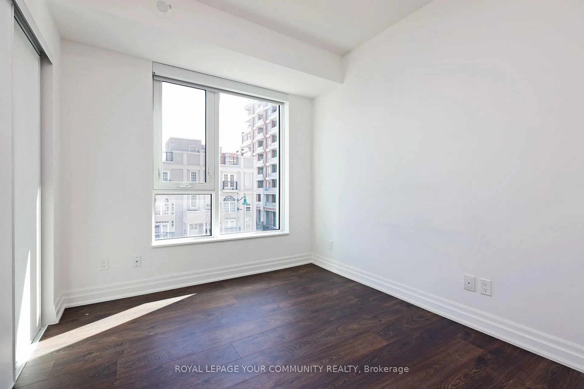 Photo 6 of Unit 305C, 18 Rouge Valley Drive W, Markham, Unionville — HOMEH