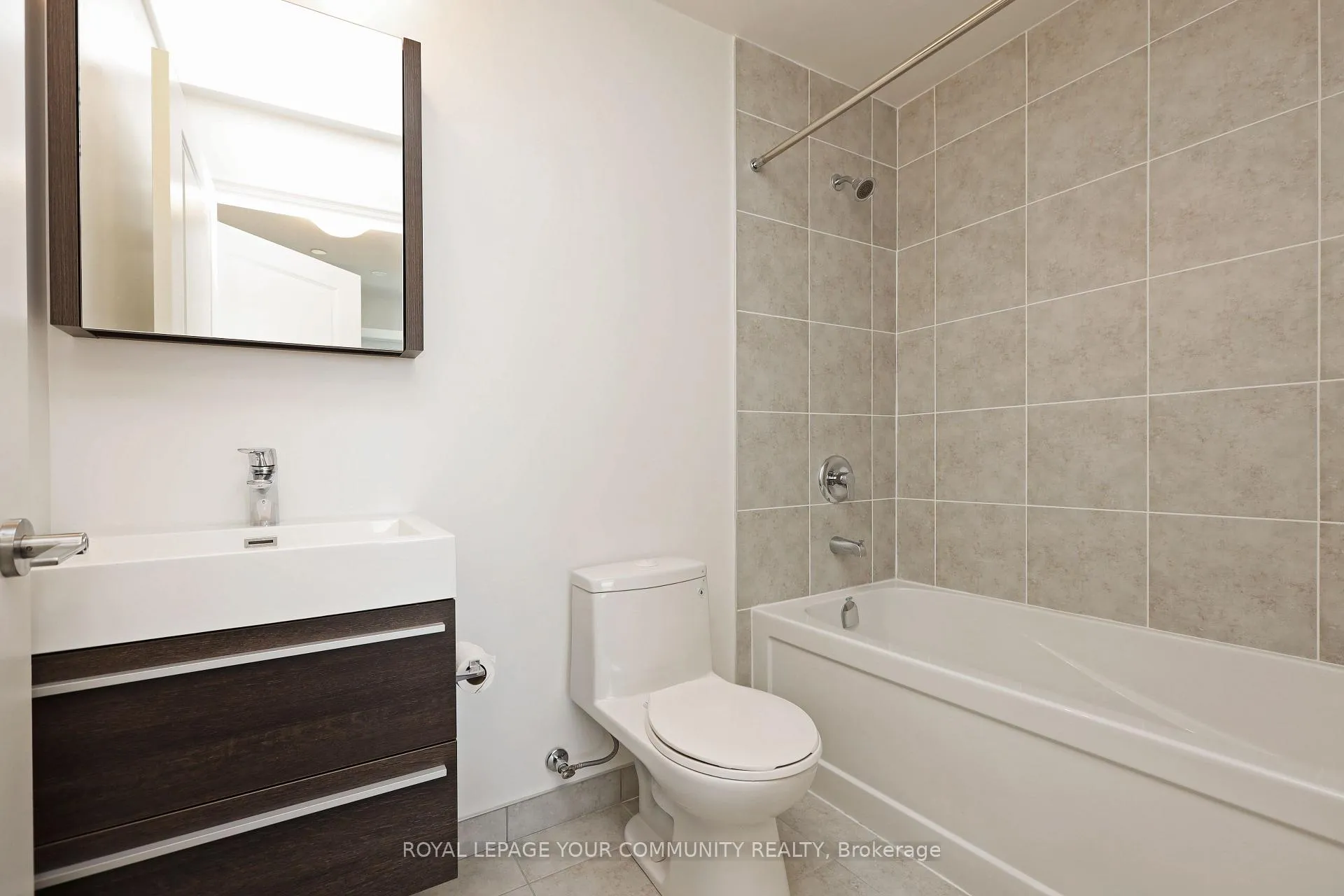 Photo 22 of Unit 305C, 18 Rouge Valley Drive W, Markham, Unionville — HOMEH