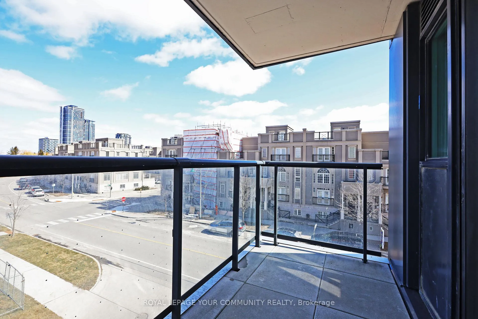 Photo 31 of Unit 305C, 18 Rouge Valley Drive W, Markham, Unionville — HOMEH