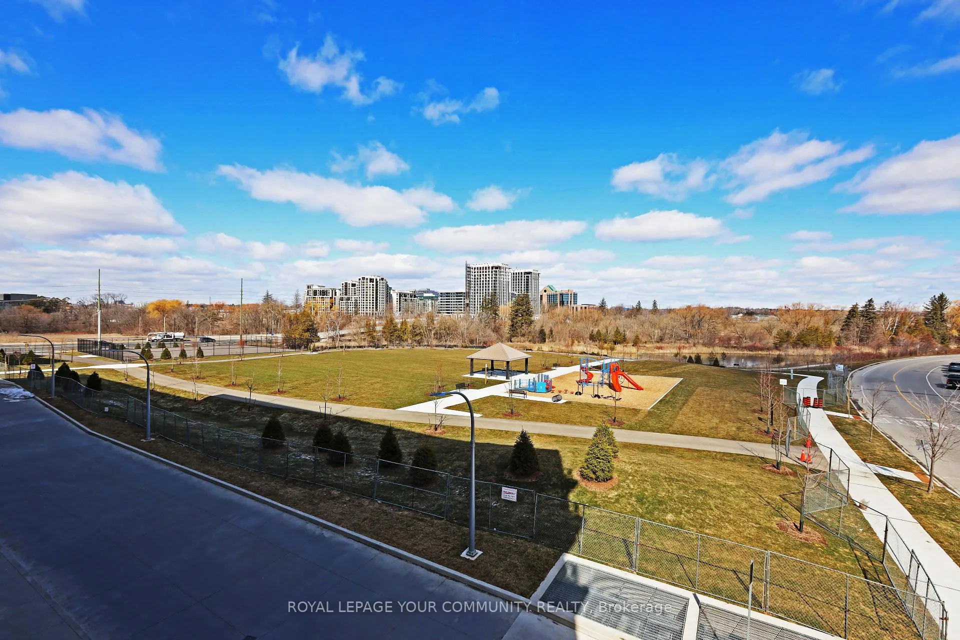 Photo 33 of Unit 305C, 18 Rouge Valley Drive W, Markham, Unionville — HOMEH