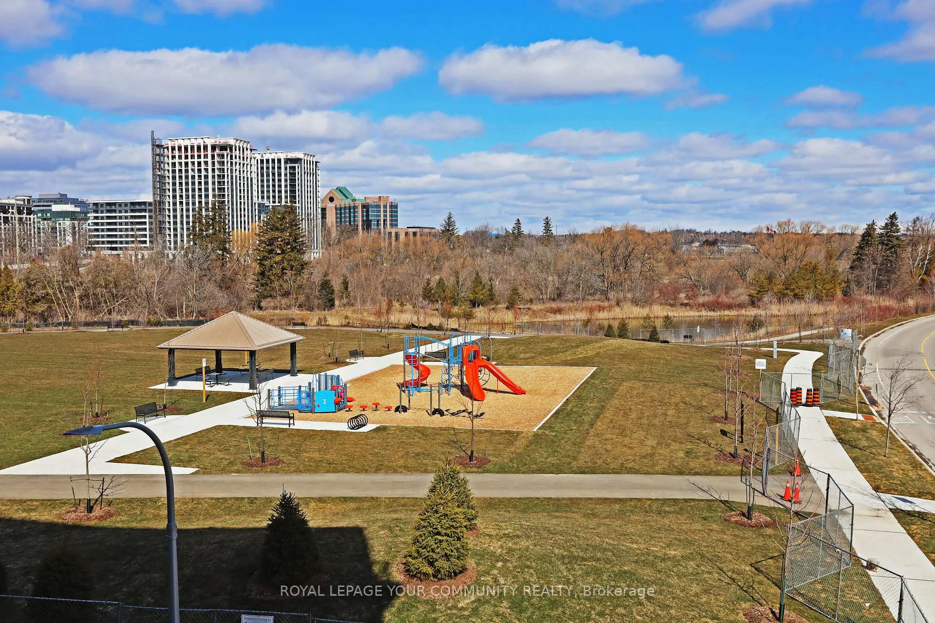 Photo 34 of Unit 305C, 18 Rouge Valley Drive W, Markham, Unionville — HOMEH