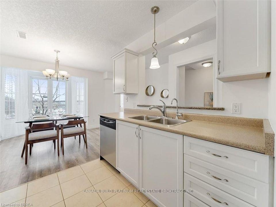 Photo 5 of Unit B, 758 Bleams Road, Kitchener — HOMEH