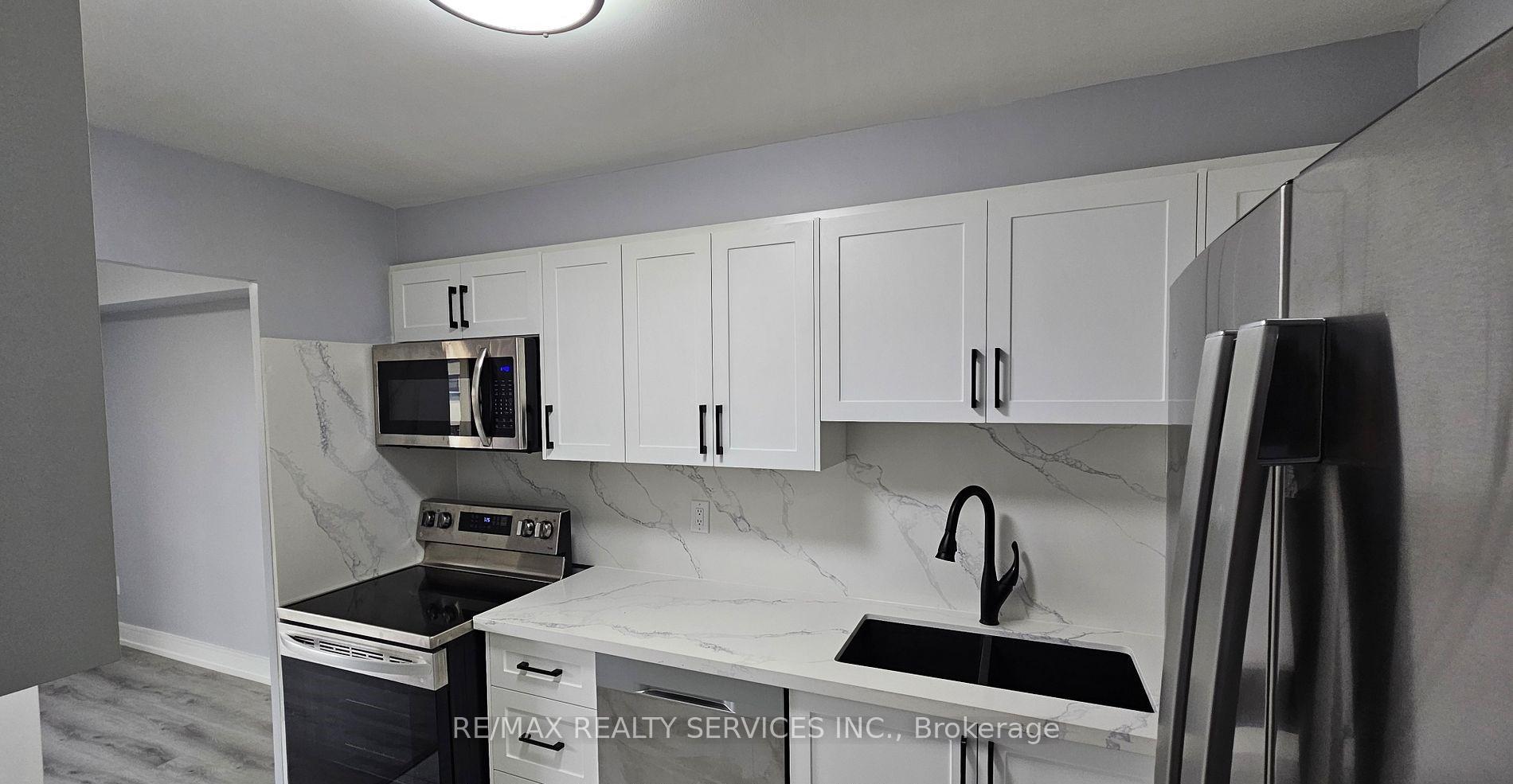 Photo 9 of Unit 207, 1 Massey Square, Toronto, Crescent Town — HOMEH