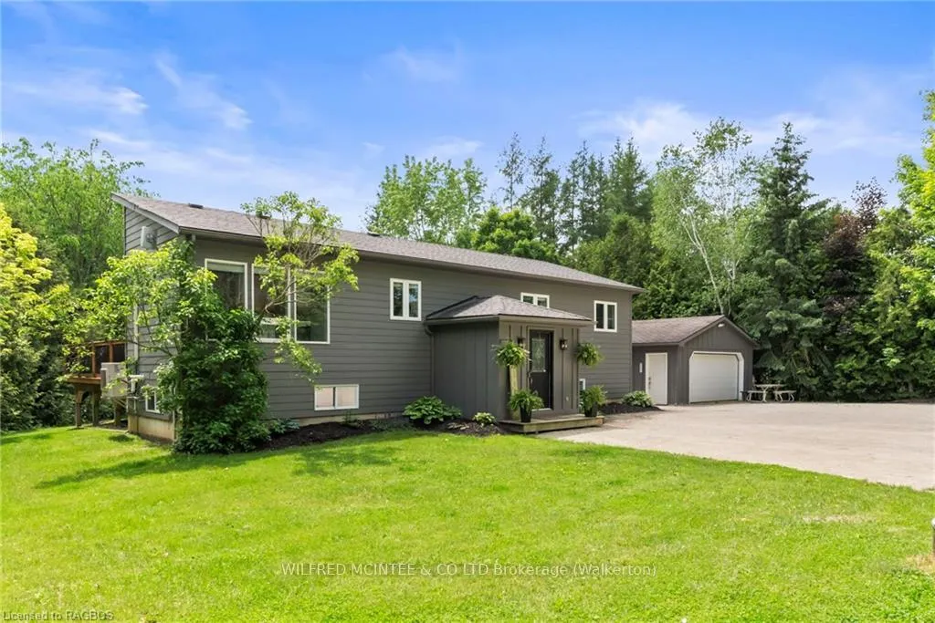 Photo 2 of 582742 9B Side Road, Chatsworth — HOMEH