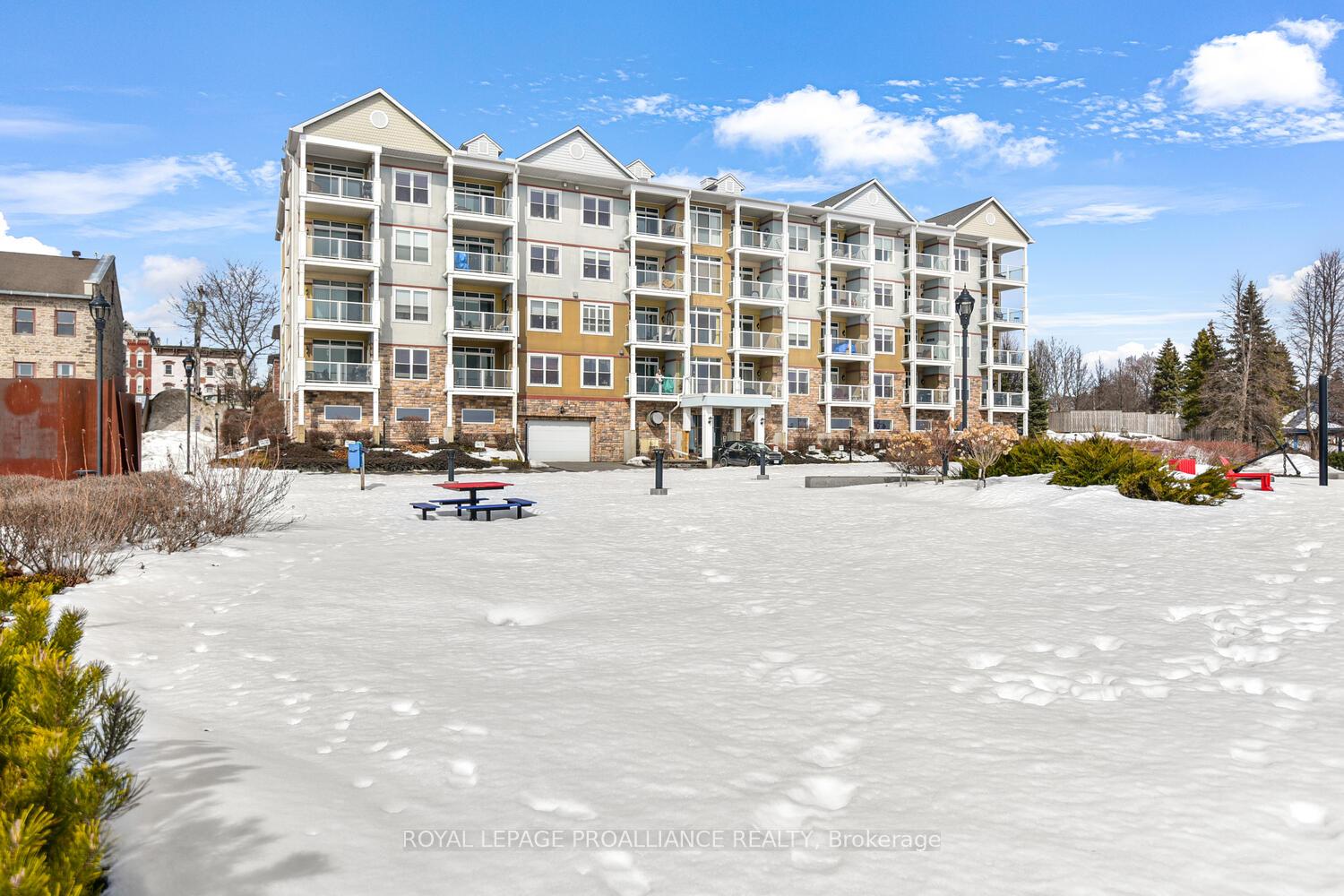 Photo 6 of Unit 204, 175 Water Street, Prescott — HOMEH