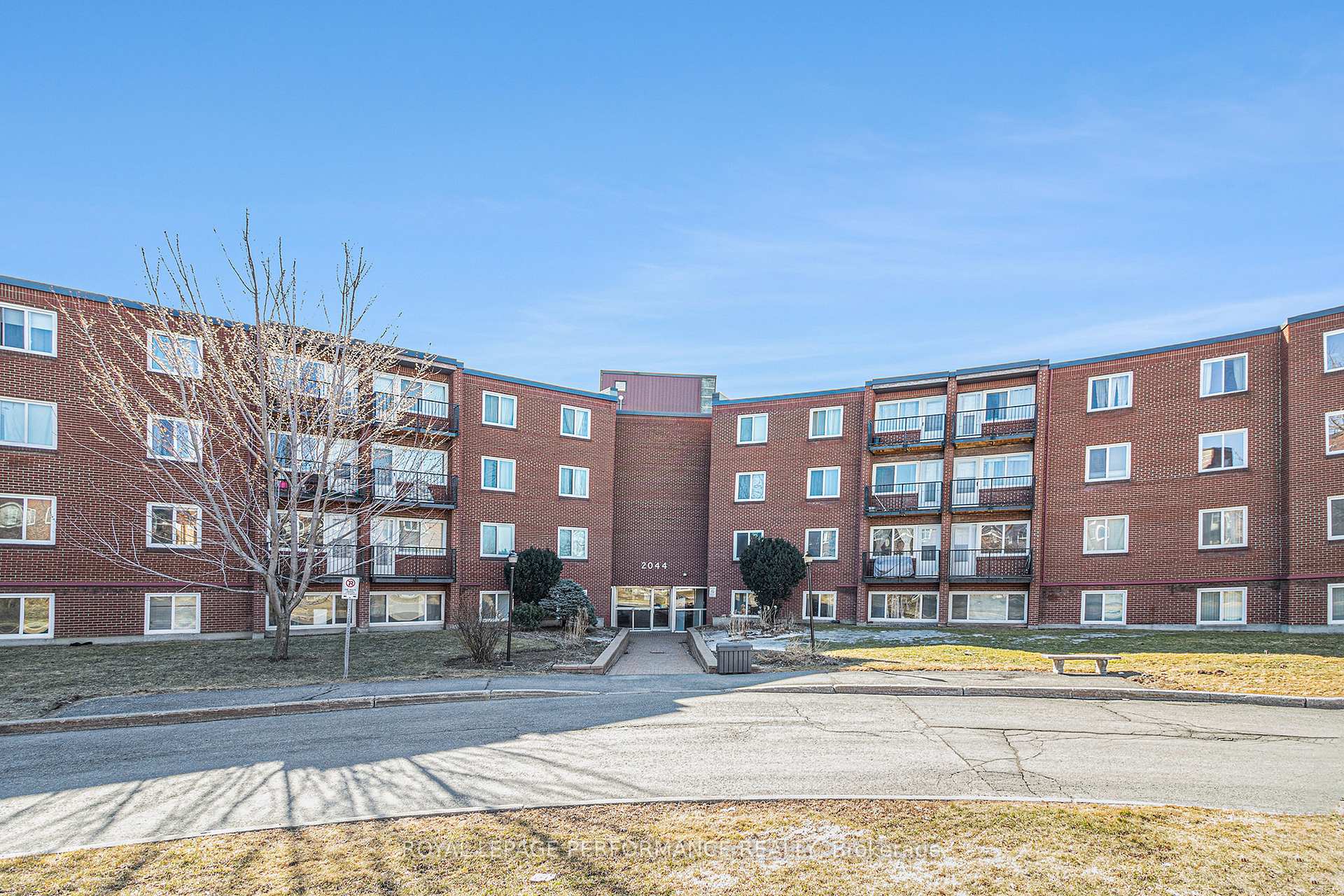 Photo 1 of Unit 204A, 2044 Arrowsmith Drive, Ottawa, Beacon Hill South — HOMEH