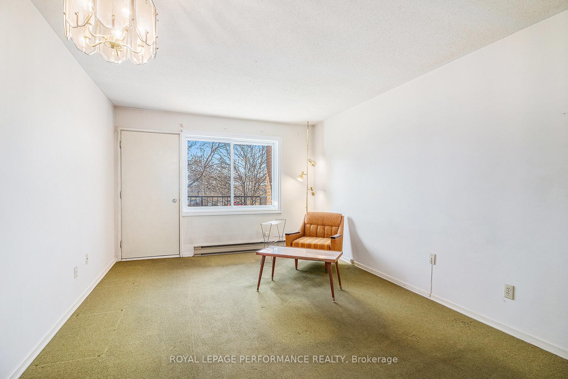 Photo 7 of Unit 204A, 2044 Arrowsmith Drive, Ottawa, Beacon Hill South — HOMEH