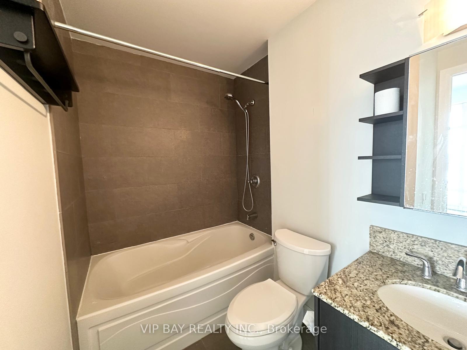 Photo 10 of Unit 3901, 2191 Yonge Street, Toronto, Mount Pleasant West — HOMEH
