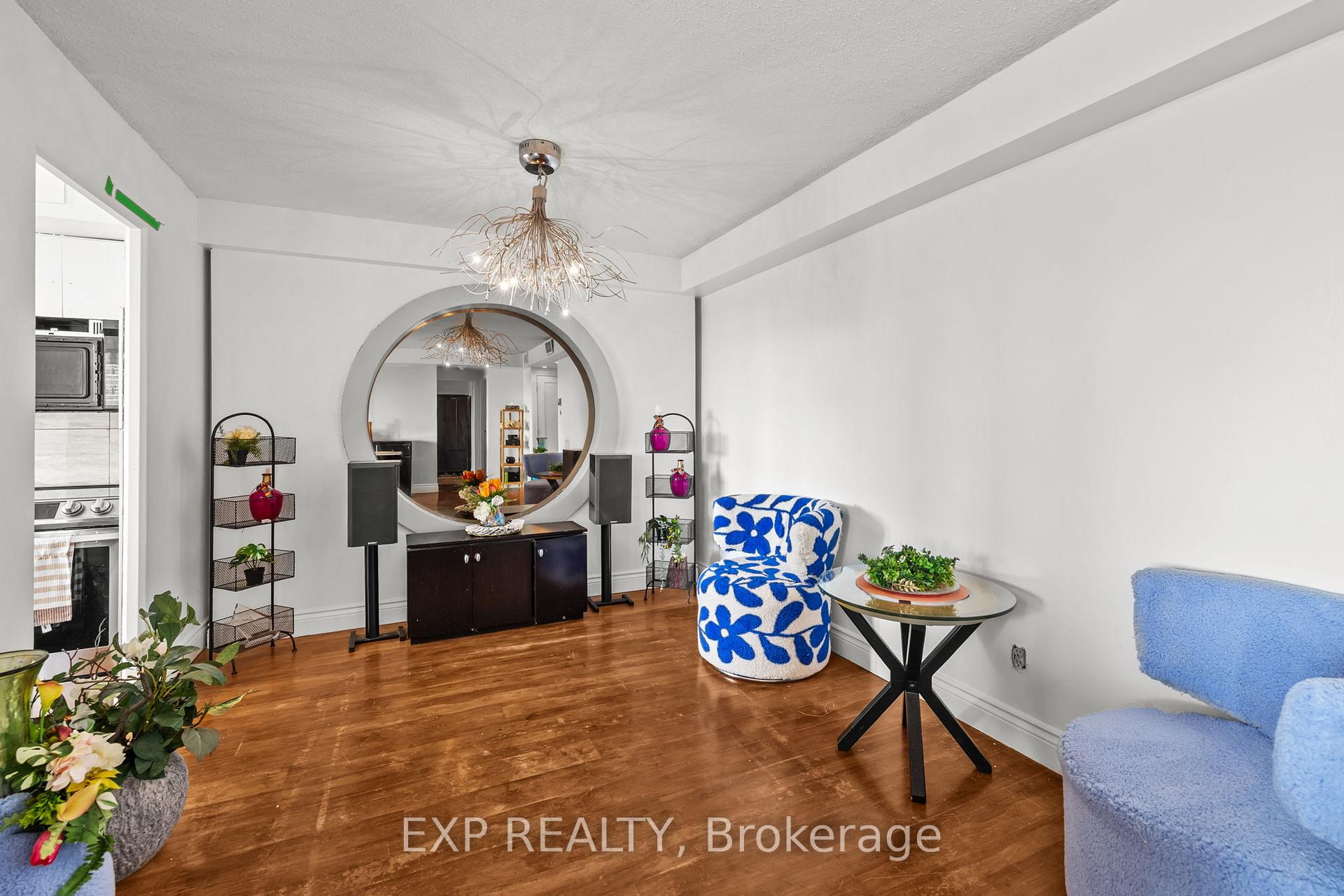 Photo 10 of Unit 606, 1500 Riverside Drive, Ottawa, Riverview Park — HOMEH