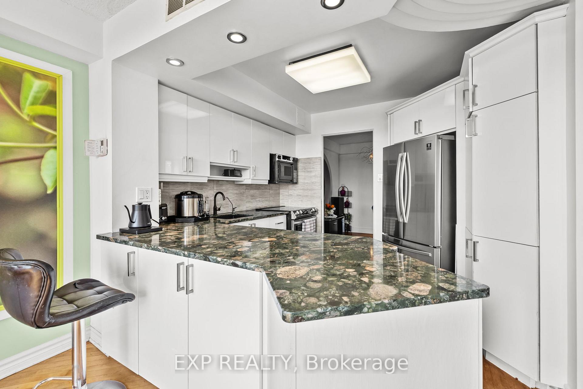 Photo 13 of Unit 606, 1500 Riverside Drive, Ottawa, Riverview Park — HOMEH