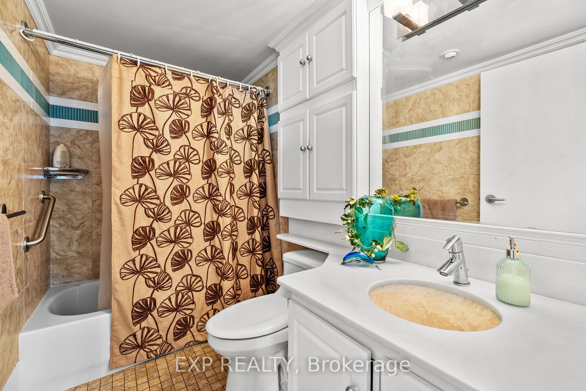 Photo 16 of Unit 606, 1500 Riverside Drive, Ottawa, Riverview Park — HOMEH