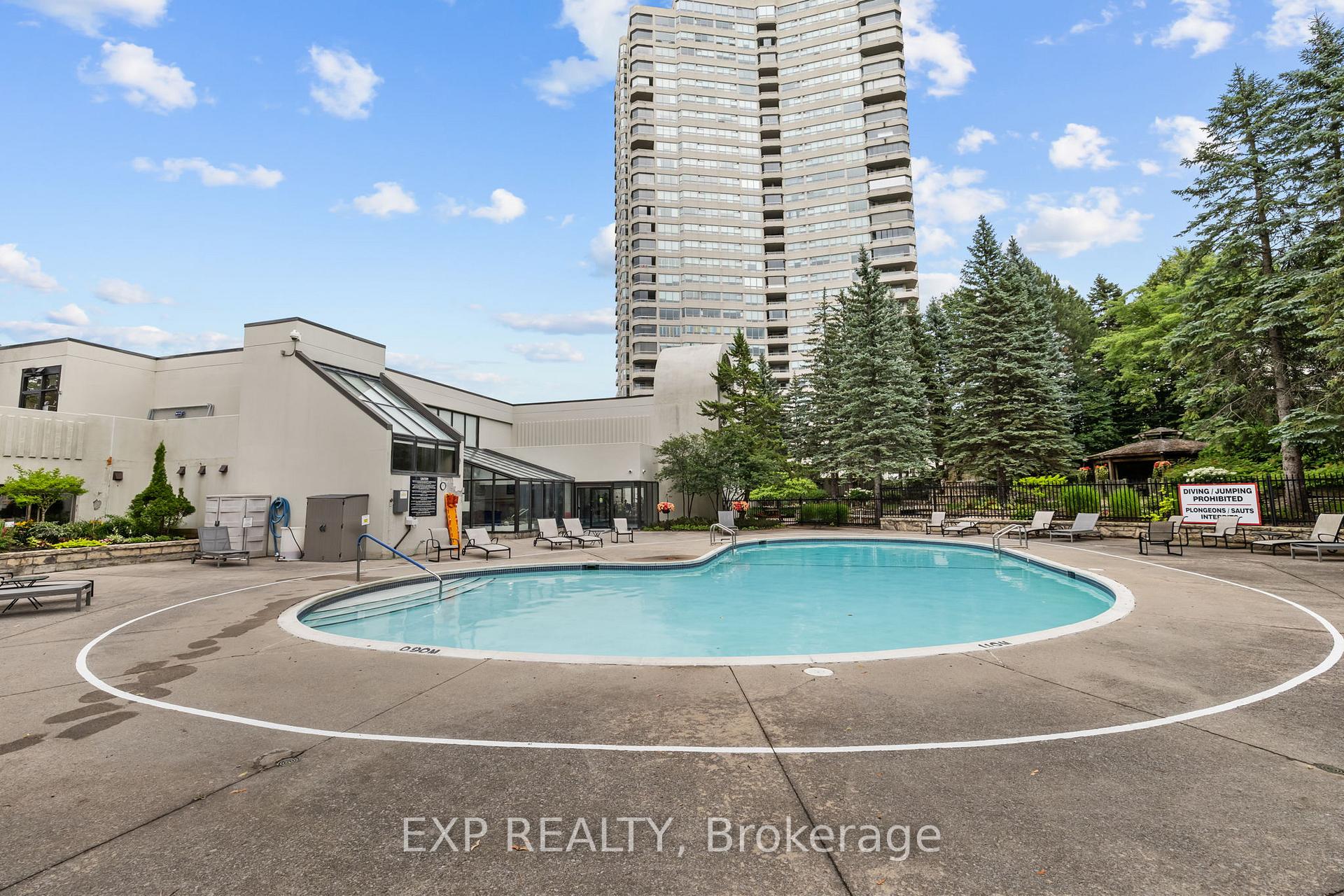 Photo 35 of Unit 606, 1500 Riverside Drive, Ottawa, Riverview Park — HOMEH
