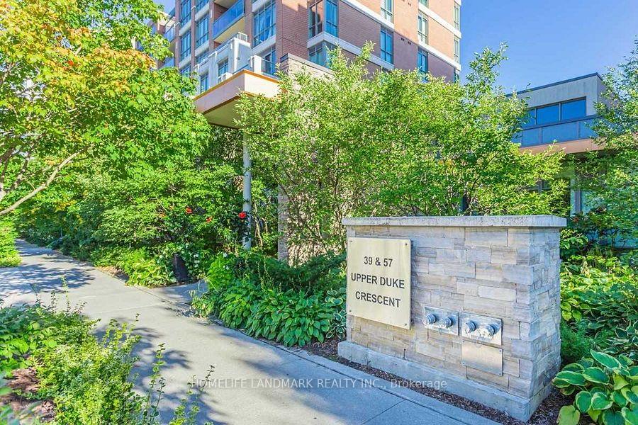 Front of Unit 516, 39 Upper Duke Crescent