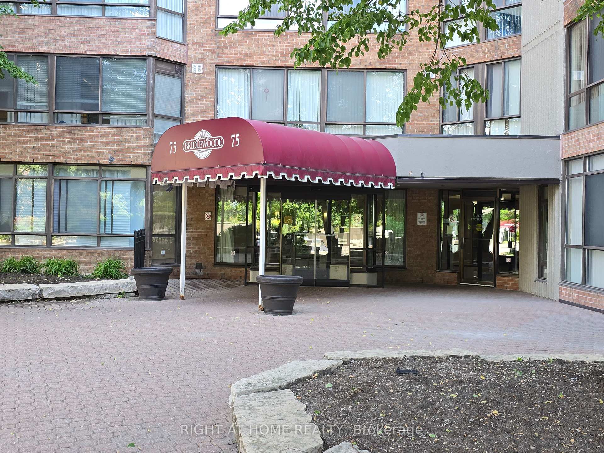 Photo 2 of Unit 119, 75 Bamburgh Circle, Scarborough, Steeles — HOMEH