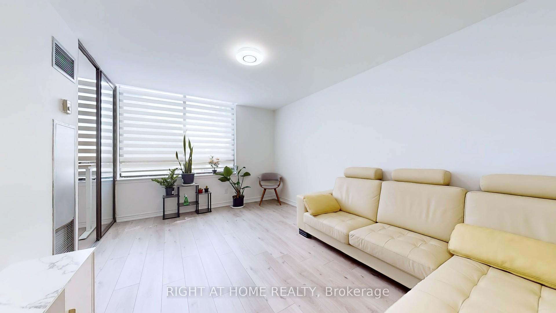 Photo 13 of Unit 119, 75 Bamburgh Circle, Scarborough, Steeles — HOMEH