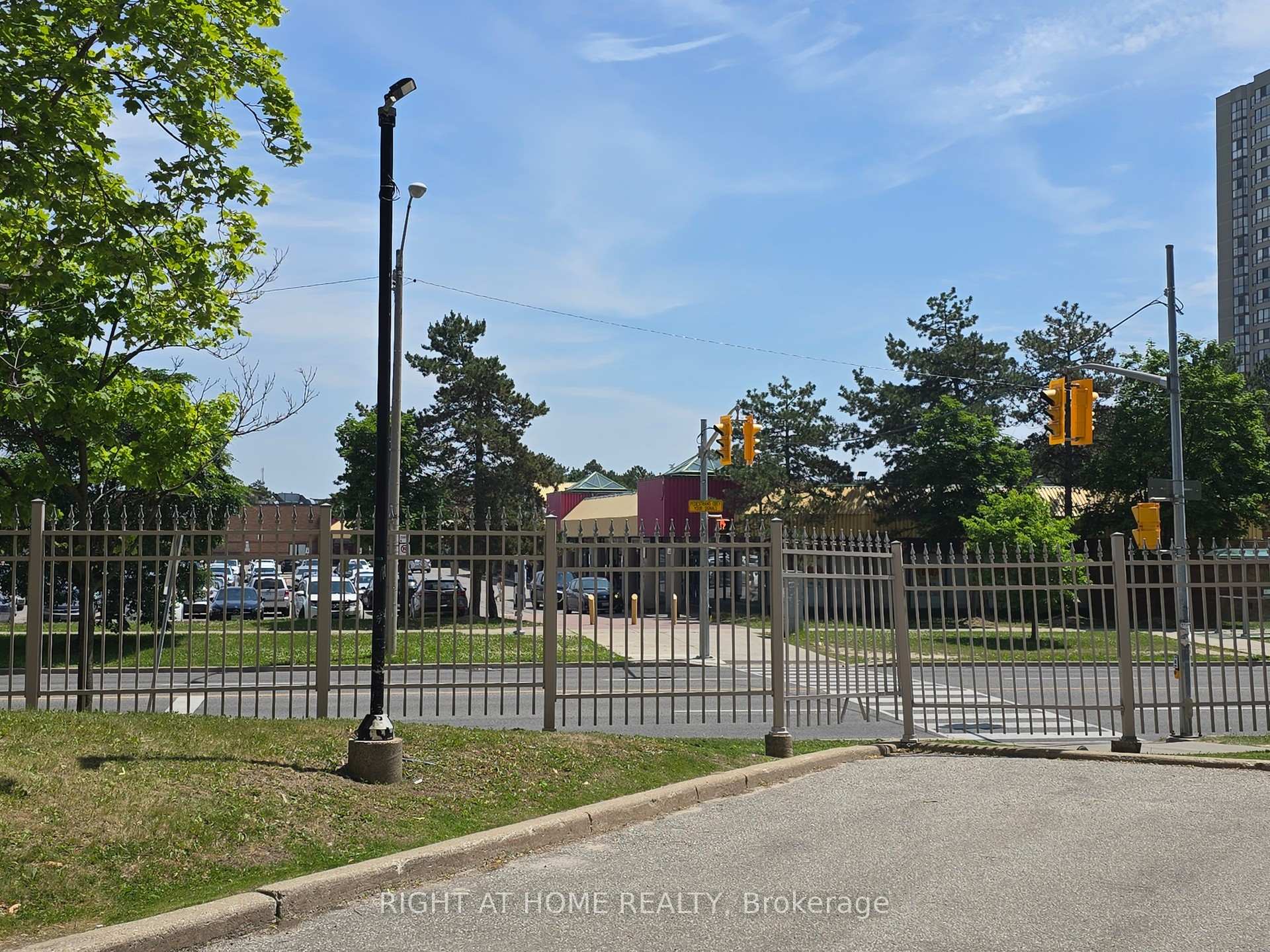 Photo 42 of Unit 119, 75 Bamburgh Circle, Scarborough, Steeles — HOMEH