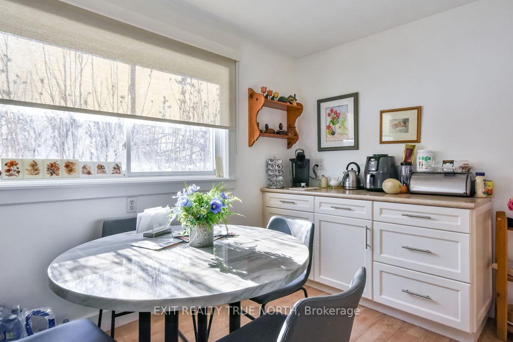 Photo 10 of 50 Marion Crescent, Barrie, City Centre — HOMEH